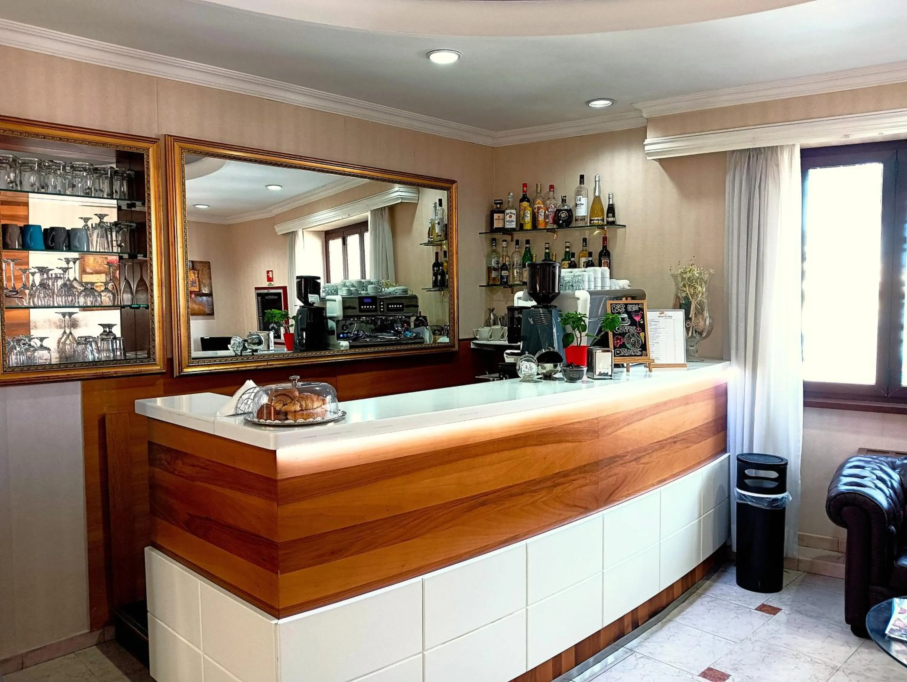 Lounge or bar in Hotel Riviera Fiumicino