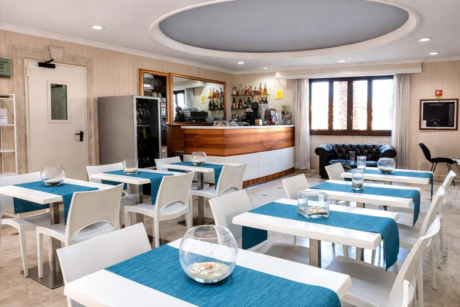 Communal lounge/ TV room in Hotel Riviera Fiumicino