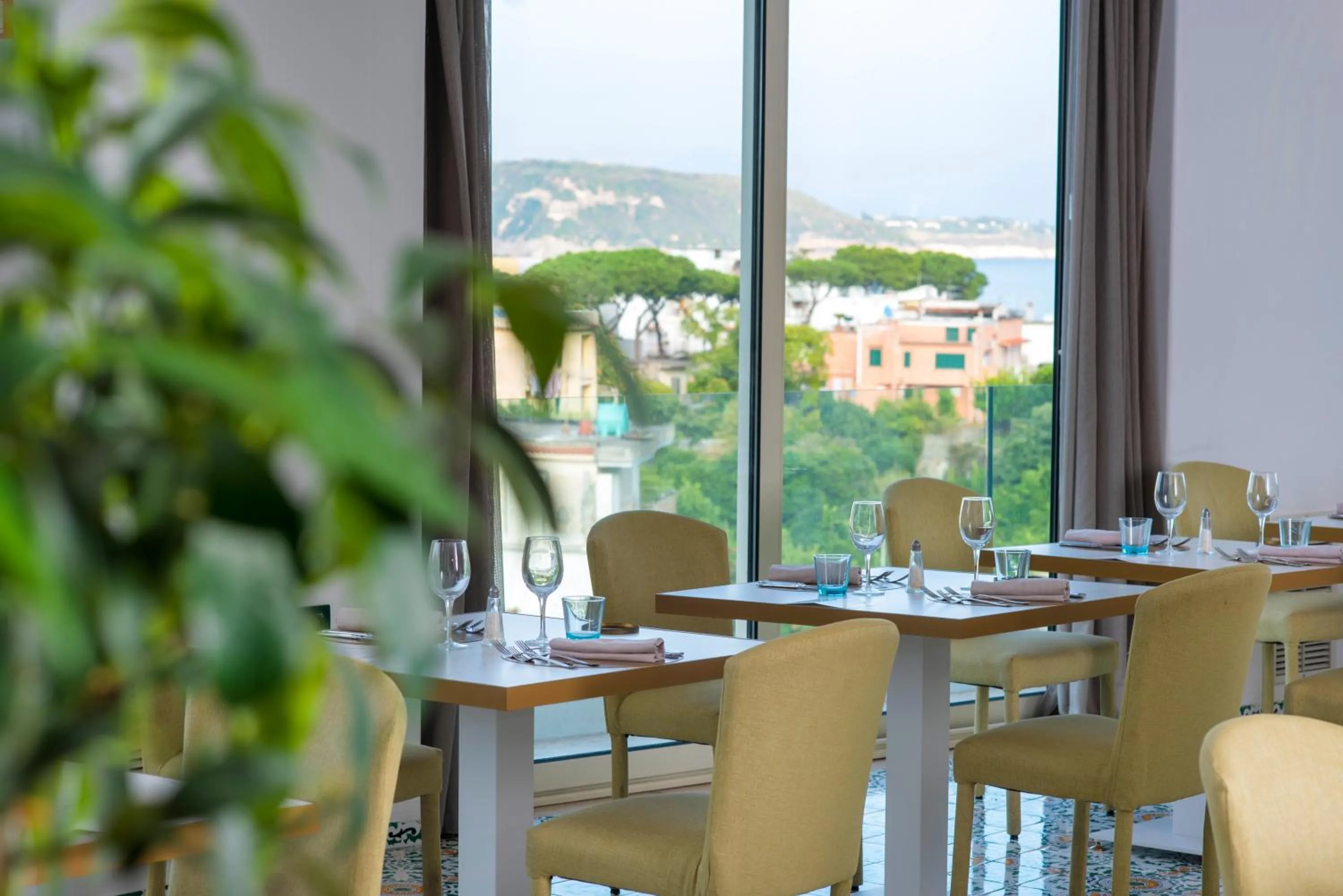 Restaurant/places to eat in Hermitage Resort & Thermal Spa