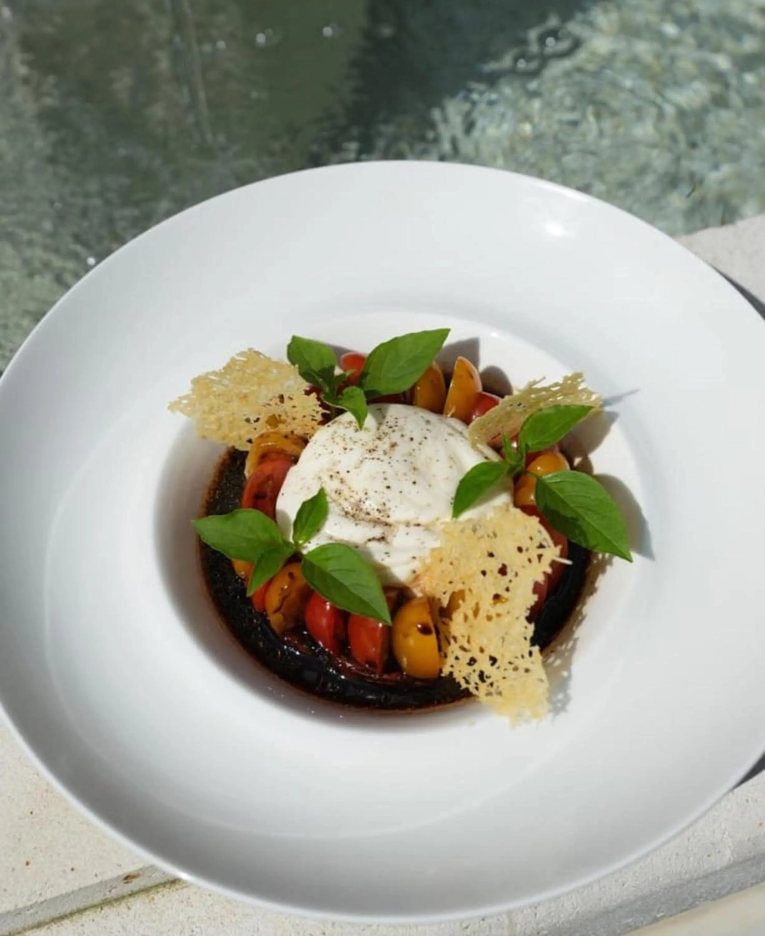 Restaurant/places to eat in La Reserve 1785 Canggu - Adults Only