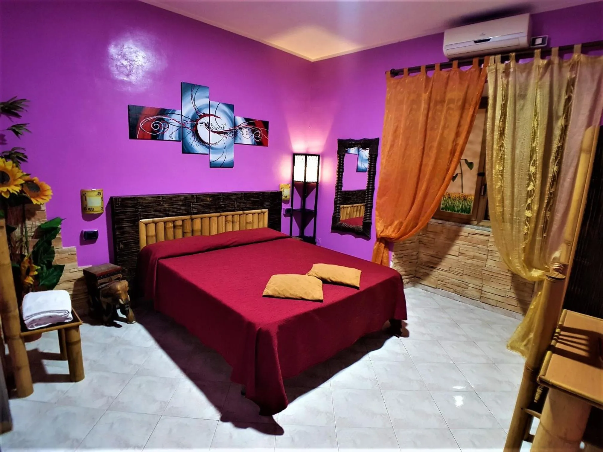 Bed in Hotel Ginevra