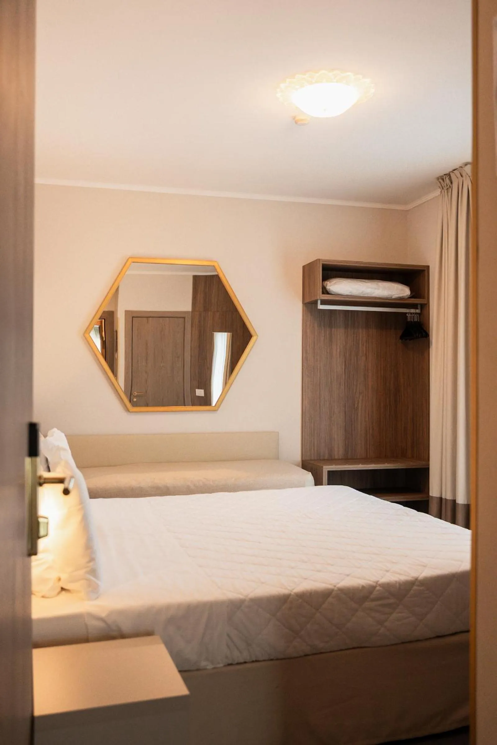 Bedroom, Bed in Hotel Marco Polo 3 Stelle Superior