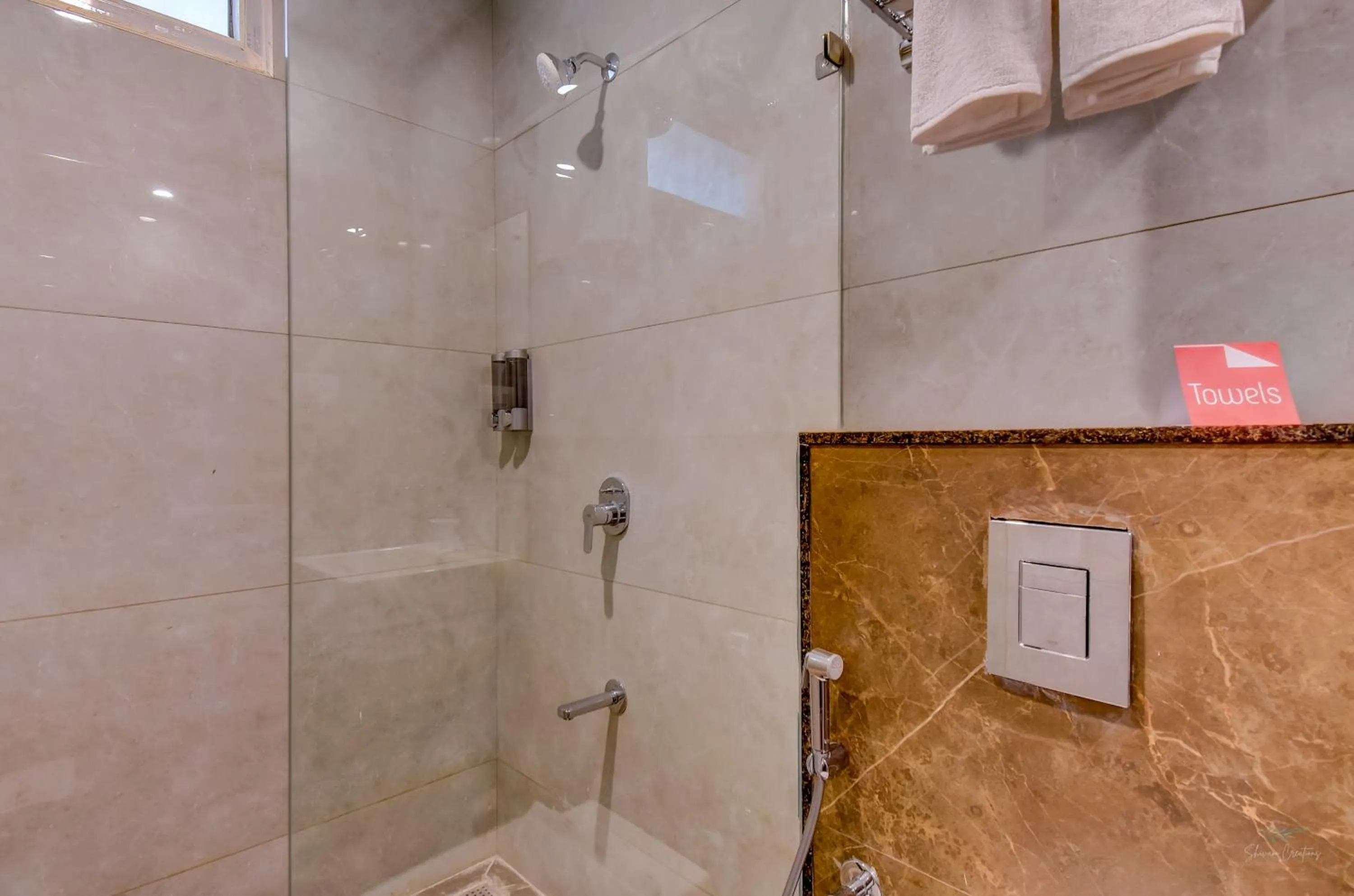 Bathroom in Zip By Spree Hotels Brookefield