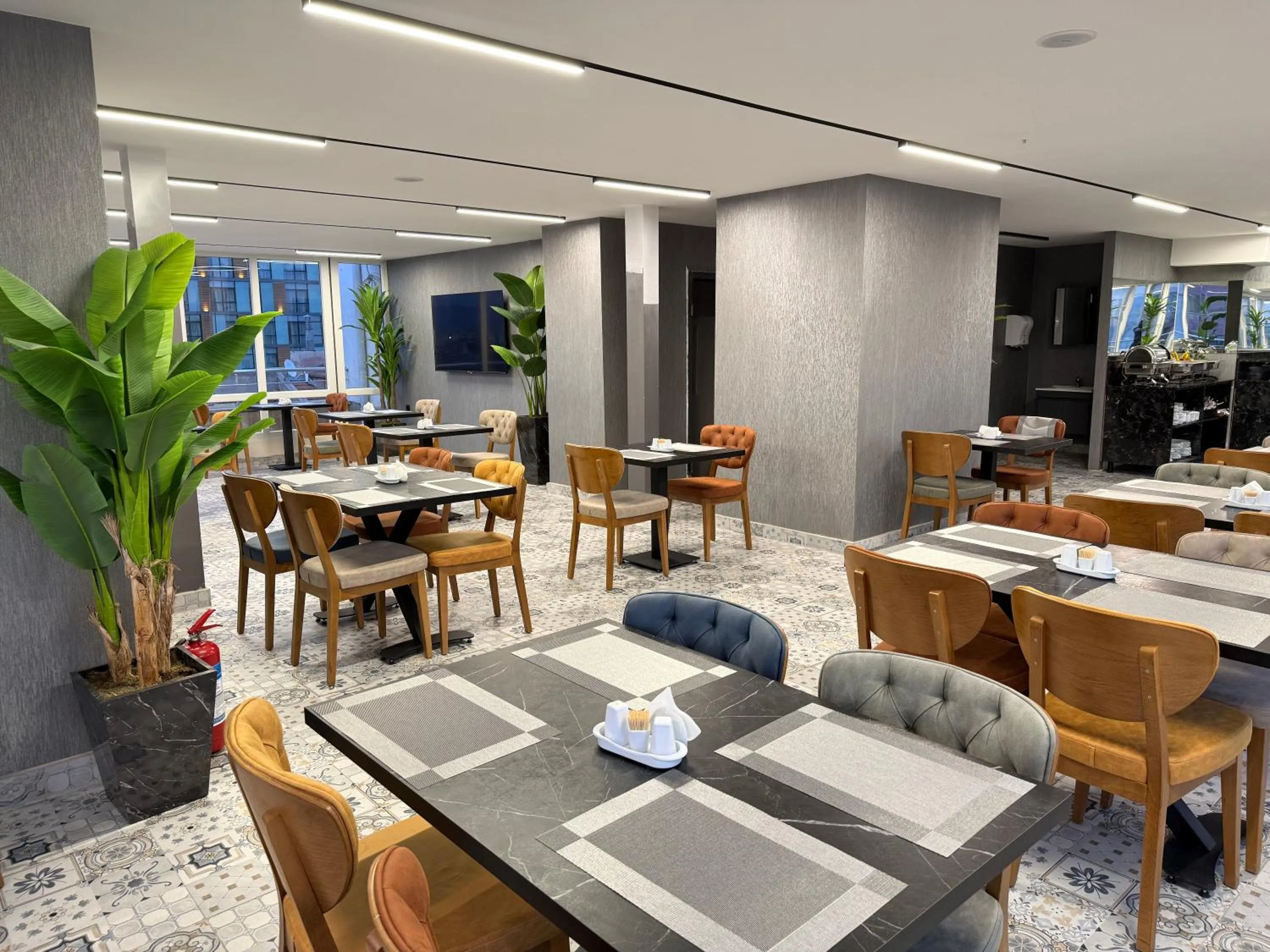 Restaurant/places to eat in PRIME INN CITY