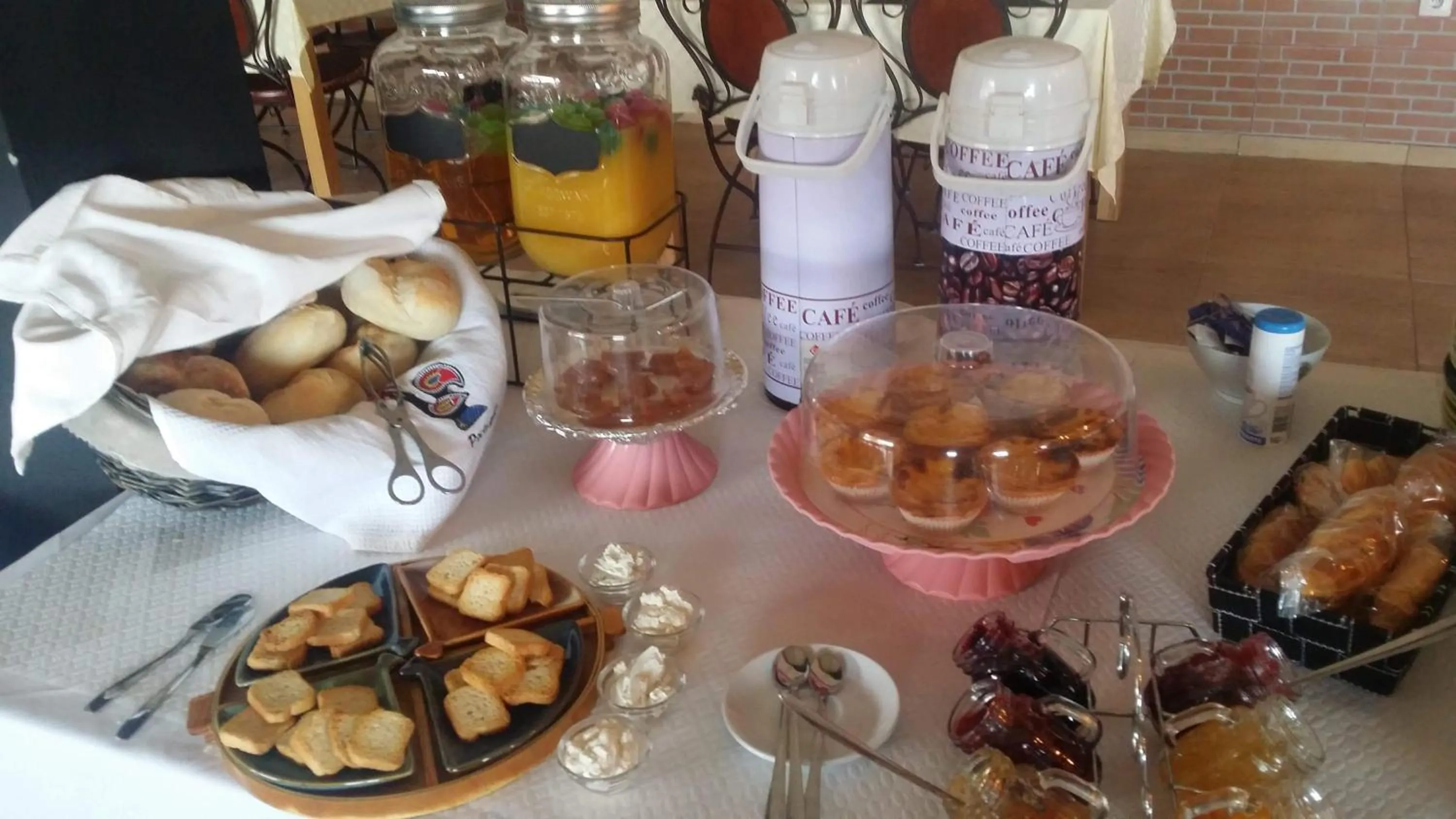 Food and drinks in Gojim Casa Rural