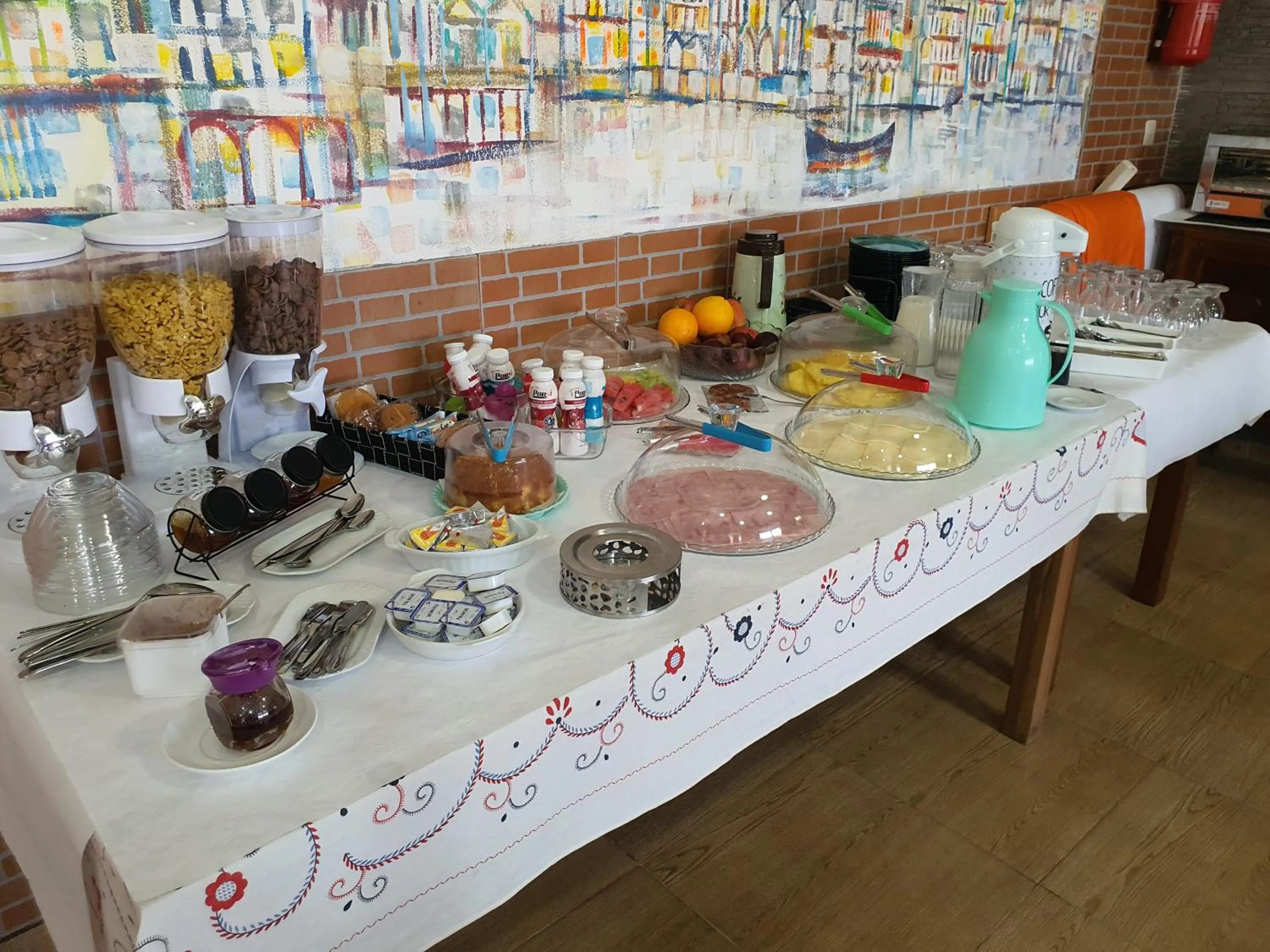 Buffet breakfast in Gojim Casa Rural