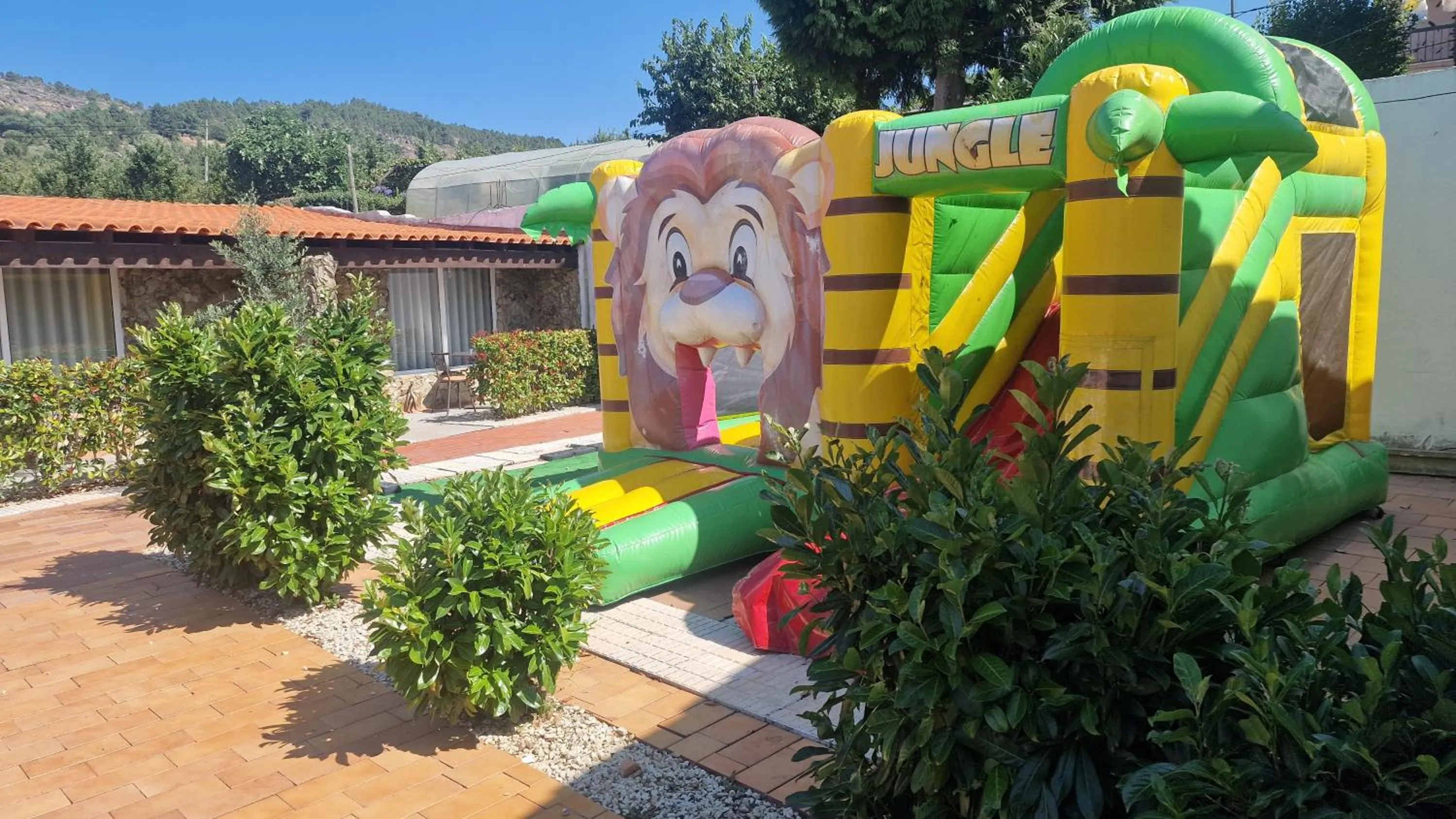 Pool view in Gojim Casa Rural