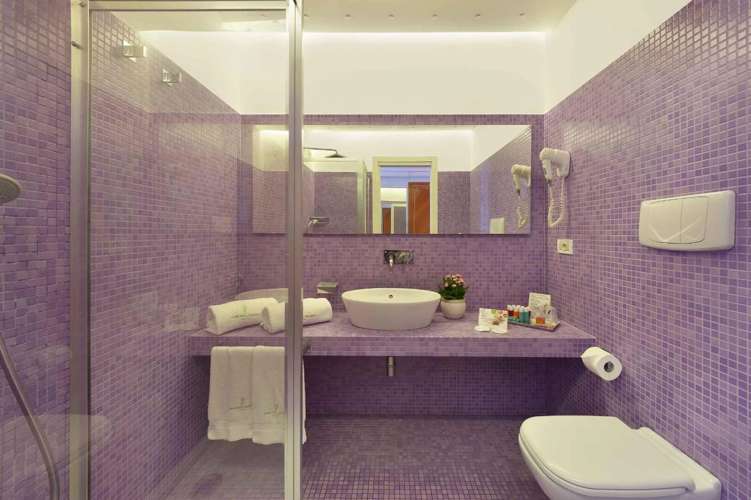 Bathroom in Grand Hotel President