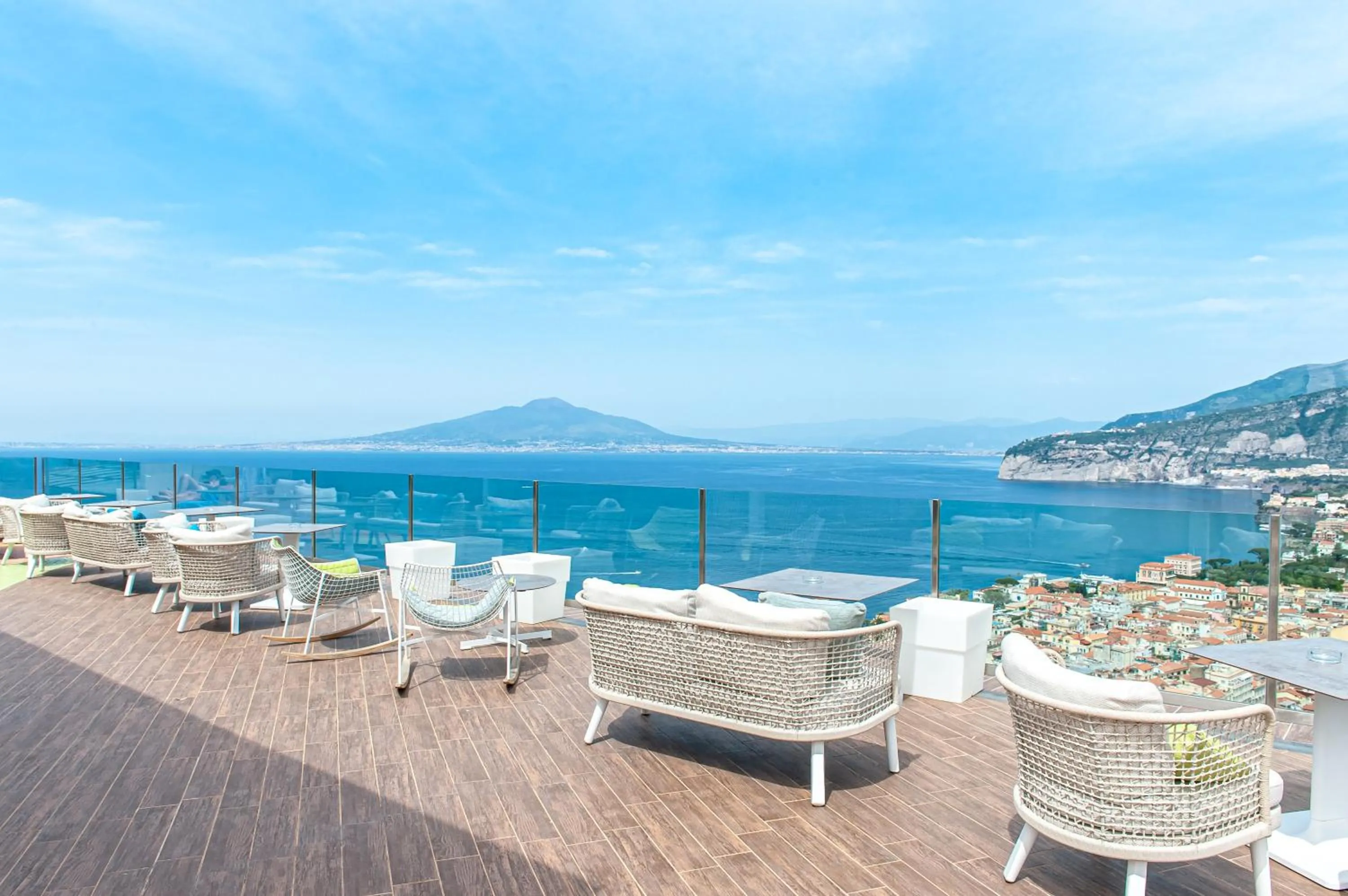 Lounge or bar in Grand Hotel President