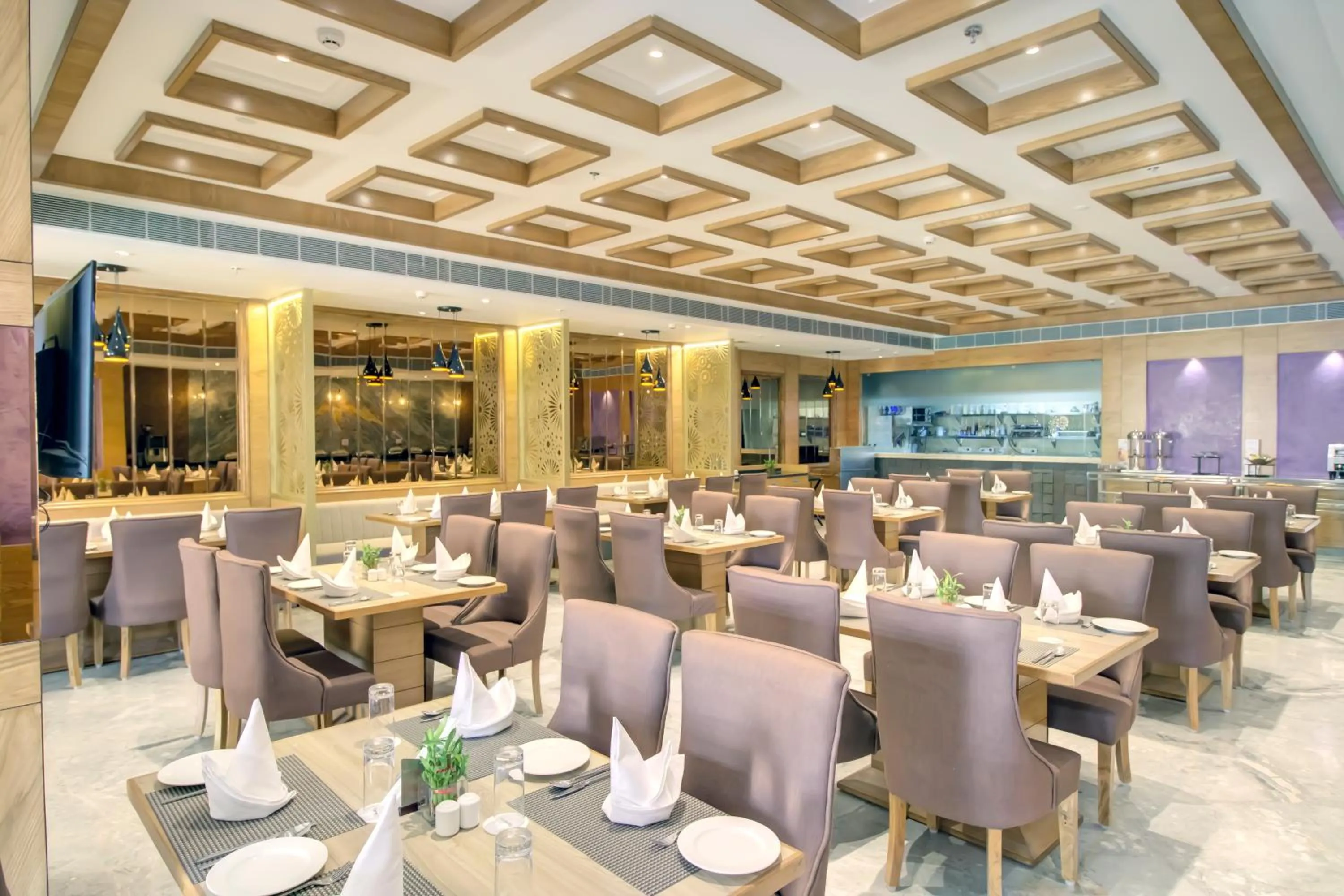 Restaurant/places to eat in Cygnett Park BL