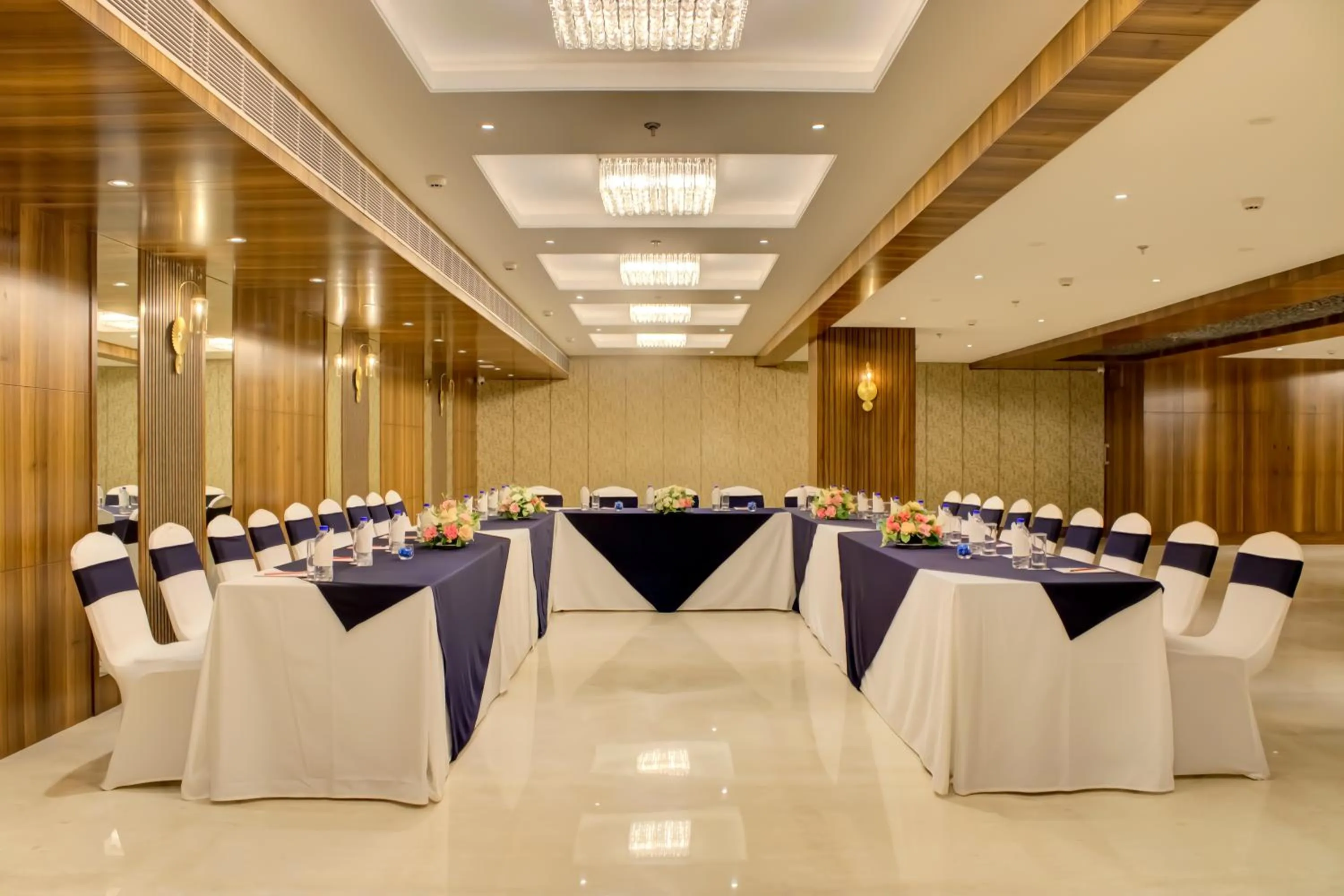 Meeting/conference room in Cygnett Park BL