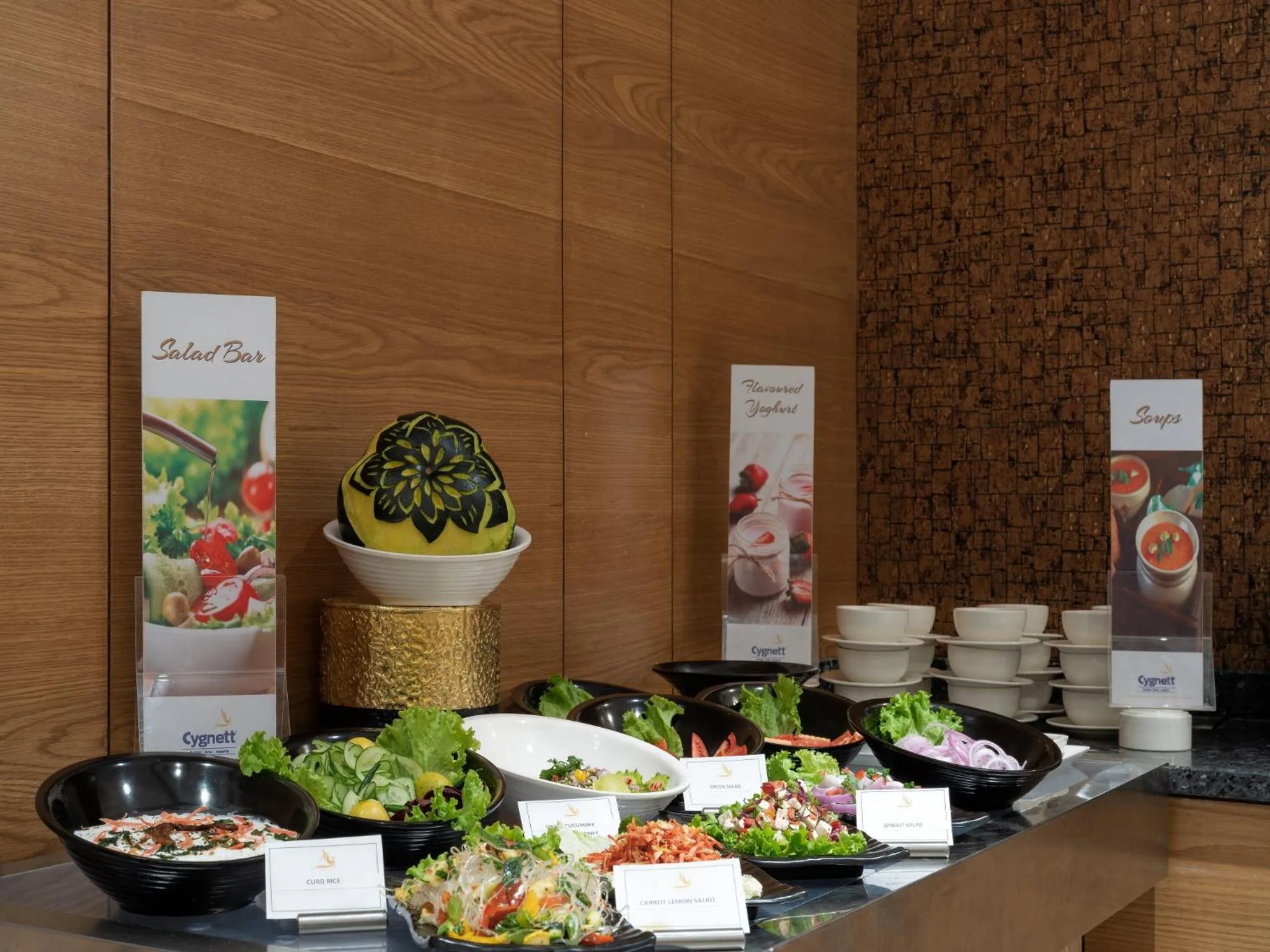 Restaurant/places to eat in Cygnett Park BL