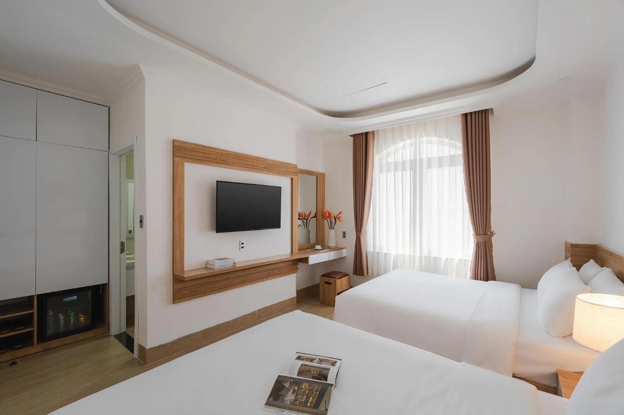 View (from property/room), Bed in Nature Hotel Da Lat - Le Dai Hanh