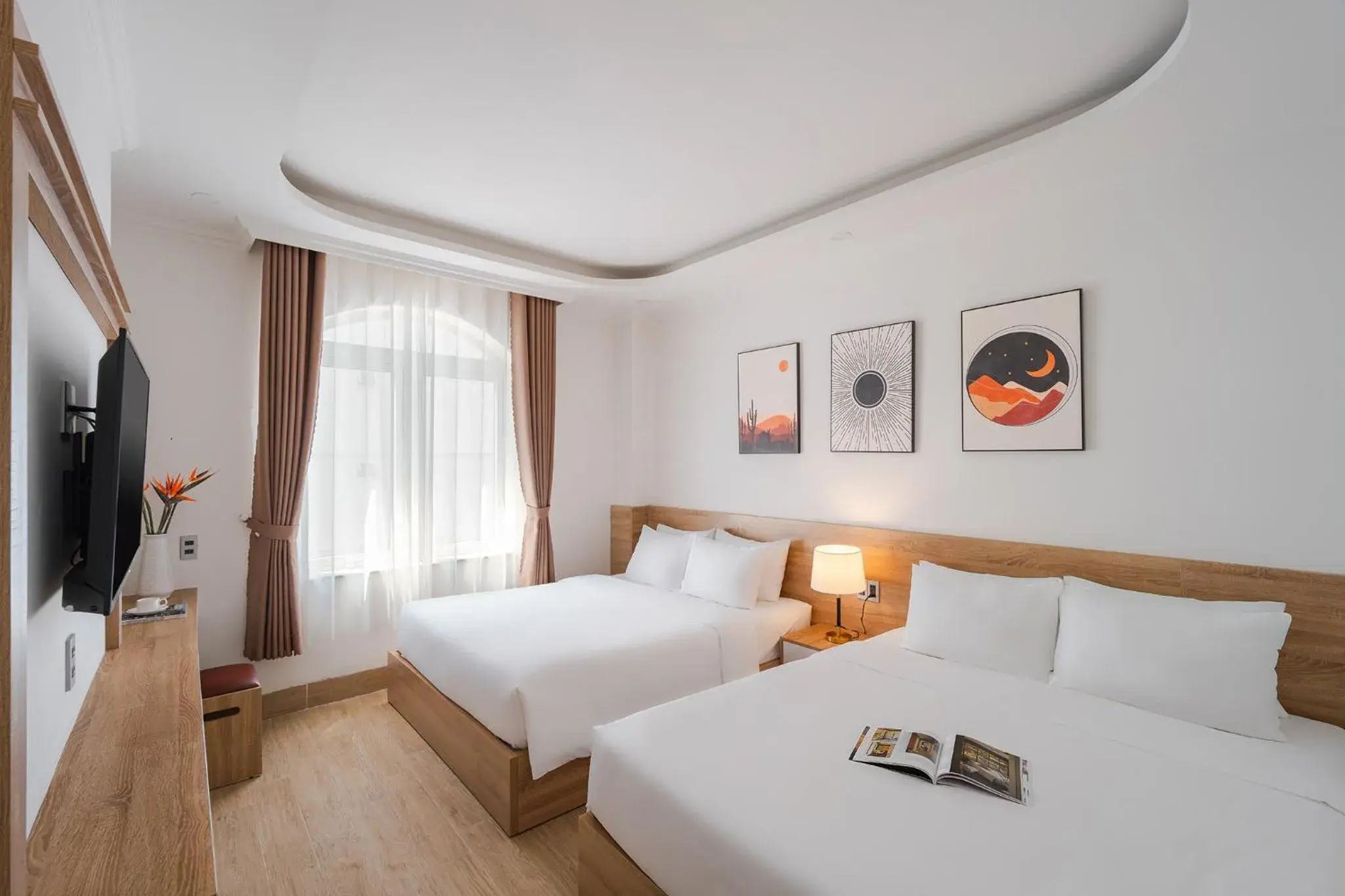 Deluxe Queen Room with Two Queen Beds in Nature Hotel Da Lat - Le Dai Hanh Deluxe Queen Room with Two Queen Beds in Nature Hotel Da Lat - Le Dai Hanh