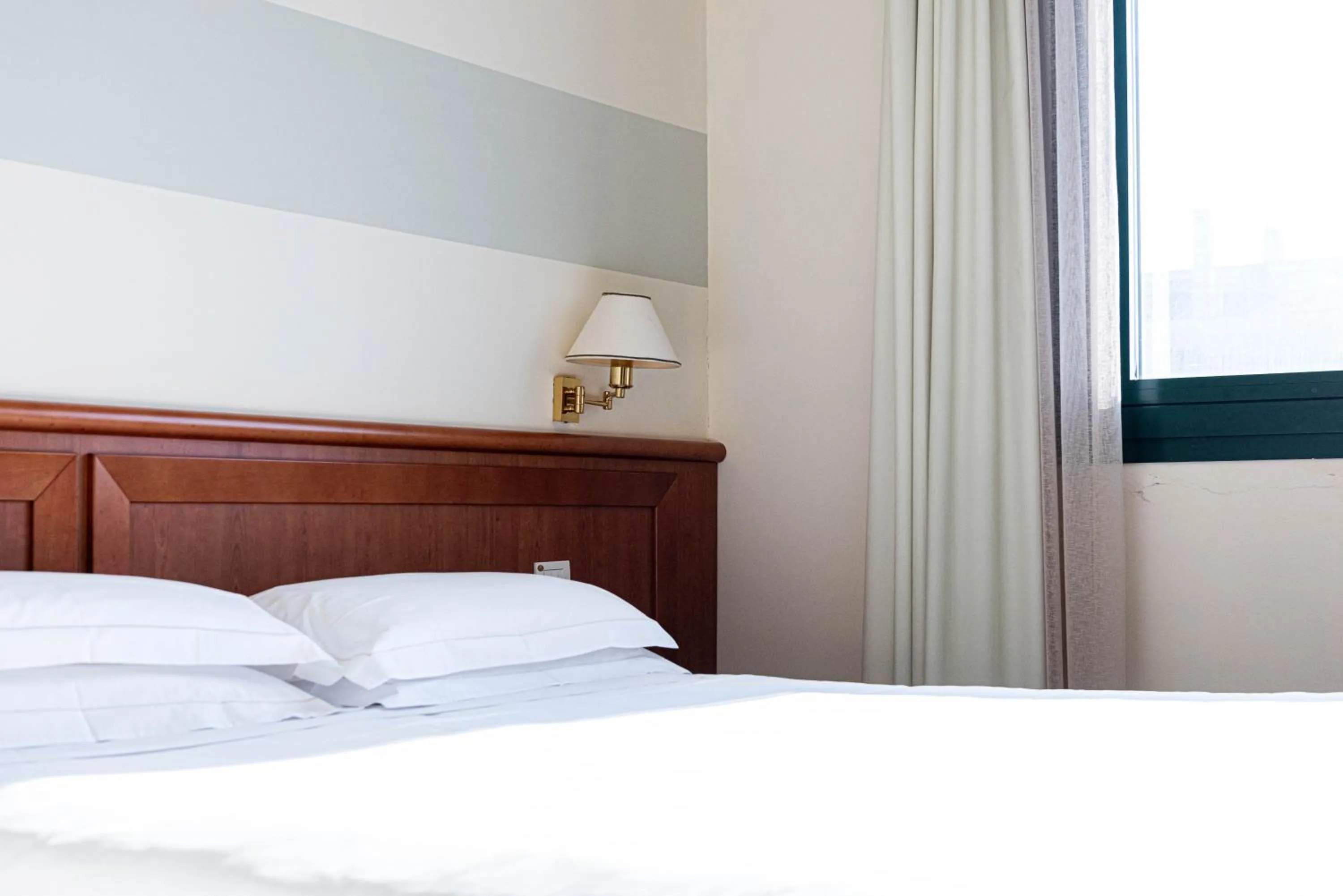 Photo of the whole room, Bed in Phi Hotel Emilia