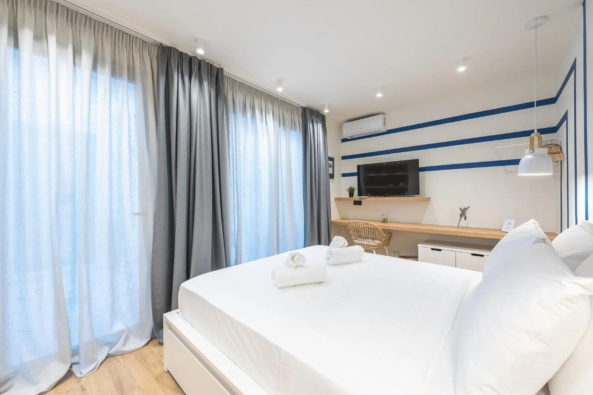 Bed in The Asprogeraka - self check-in rooms