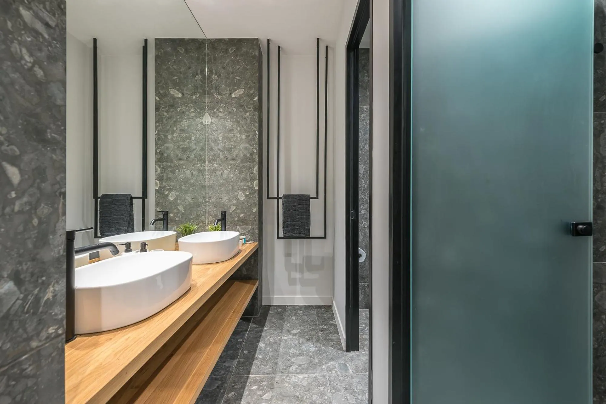 The Asprogeraka - self check-in rooms