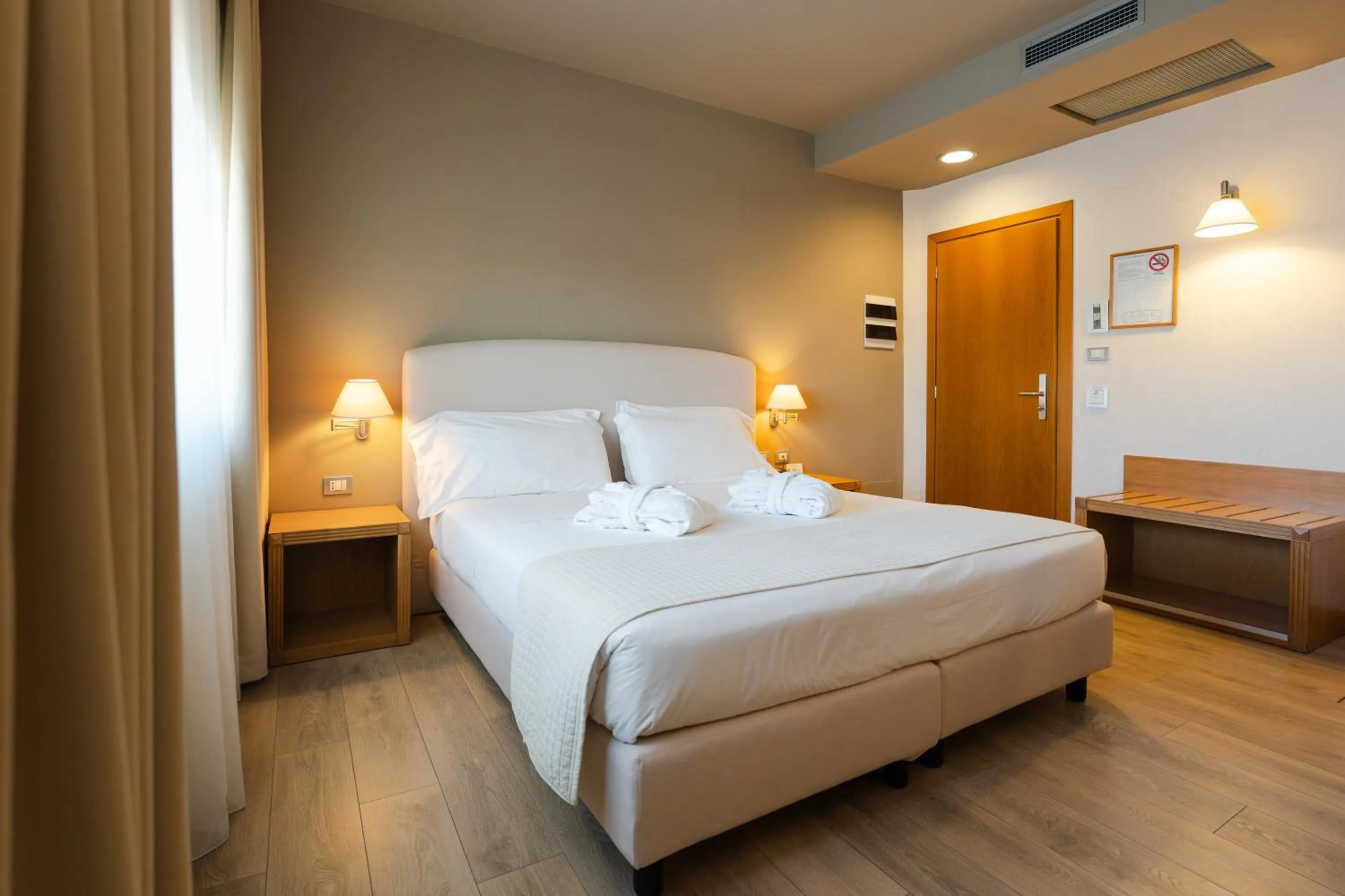 Bed in Hotel Touring