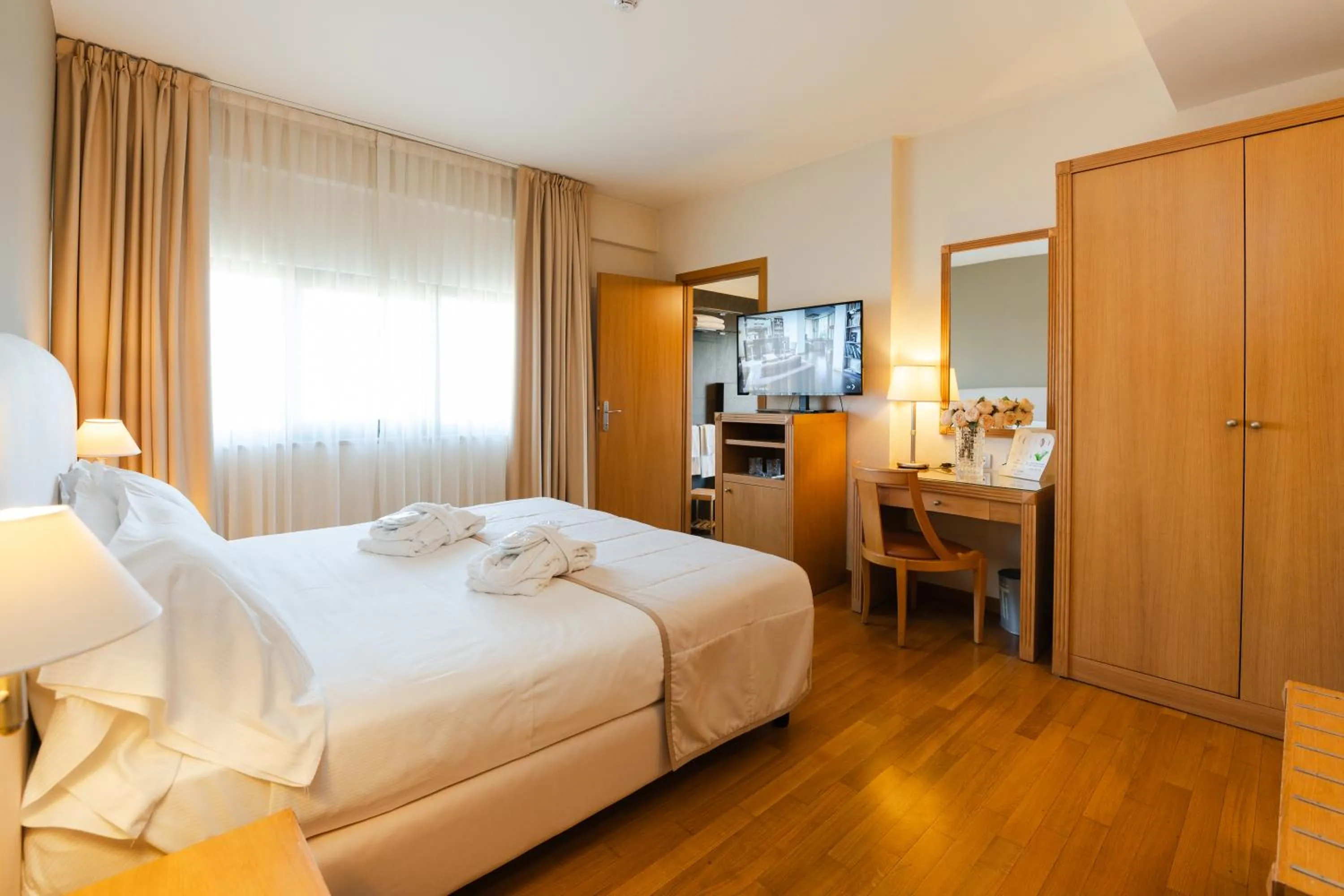 Bed in Hotel Touring