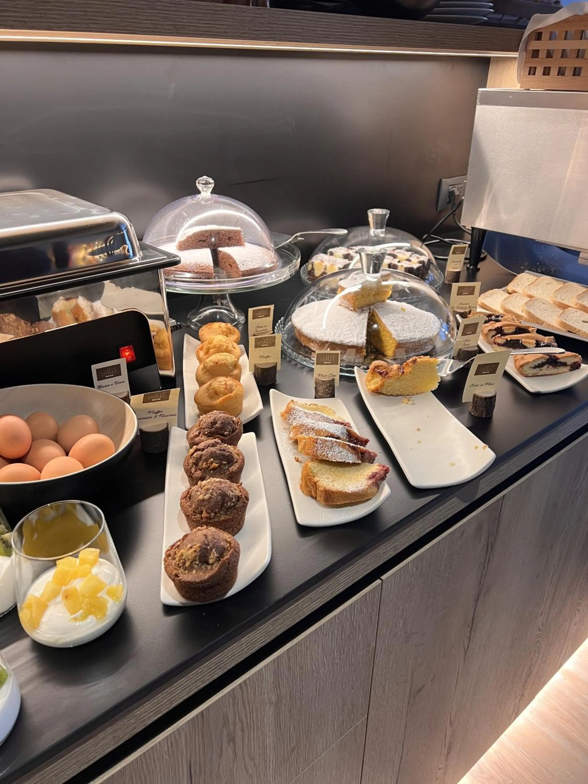 Breakfast in Chalet Queen