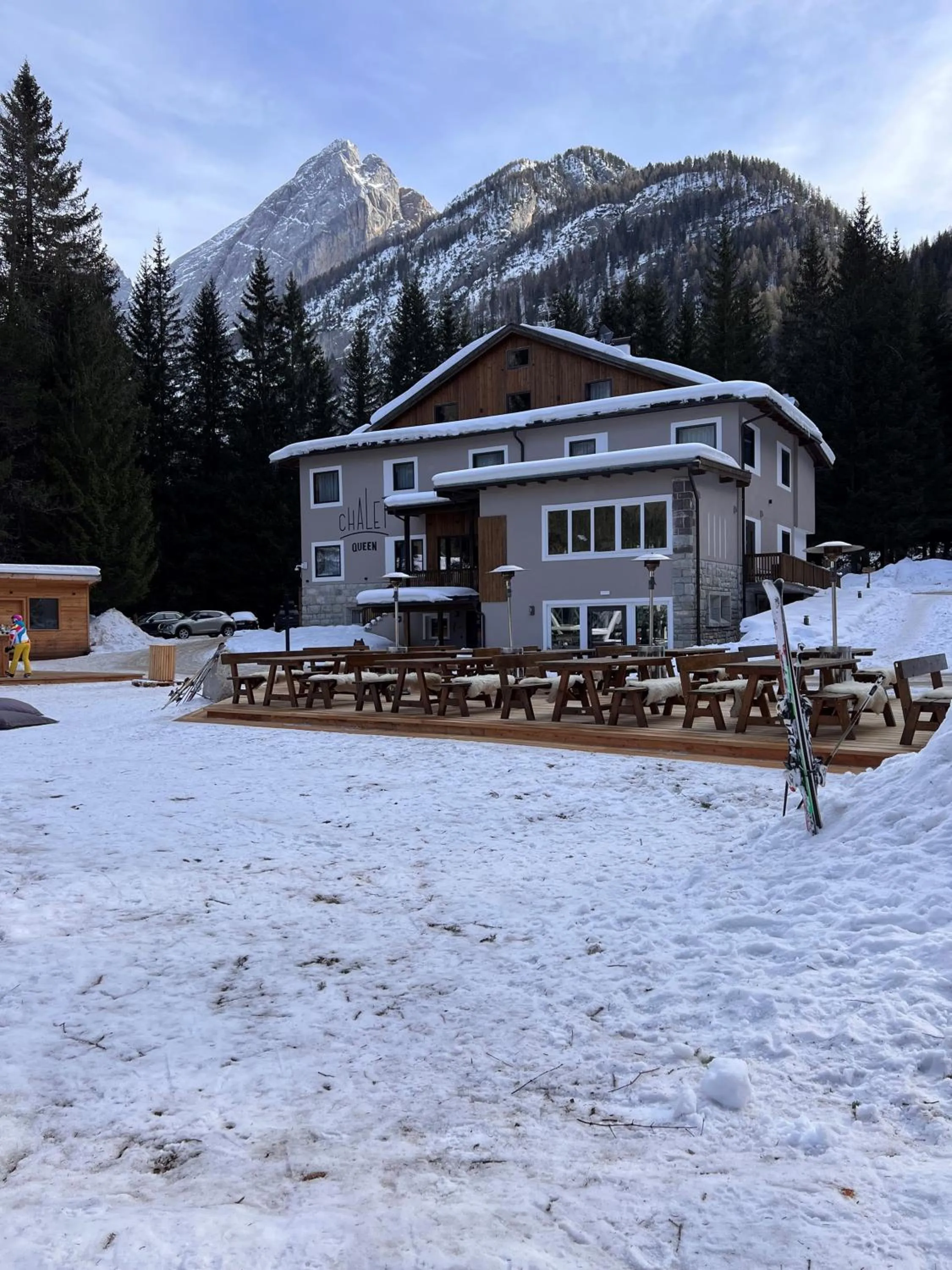Property building in Chalet Queen