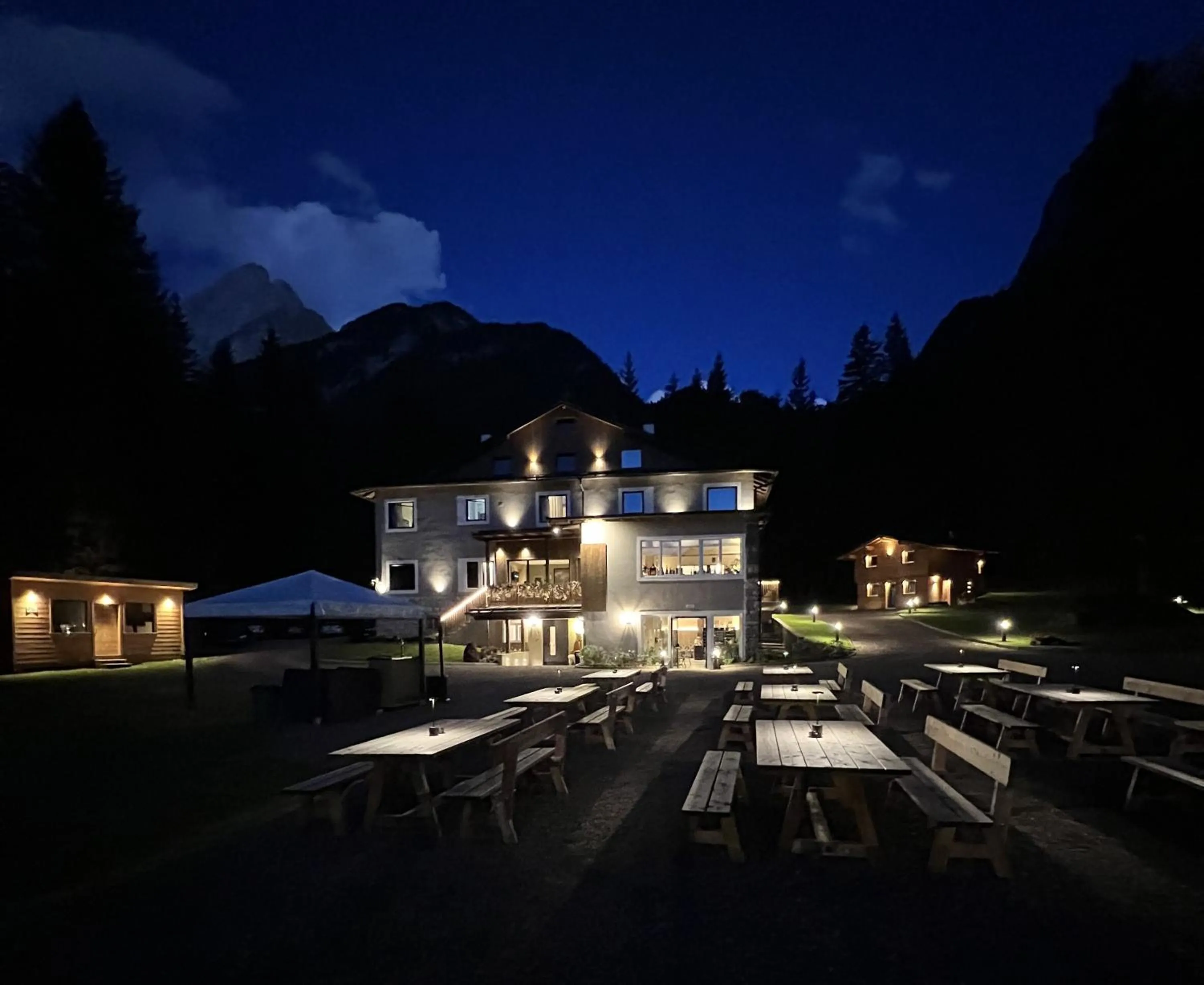 Property building in Chalet Queen