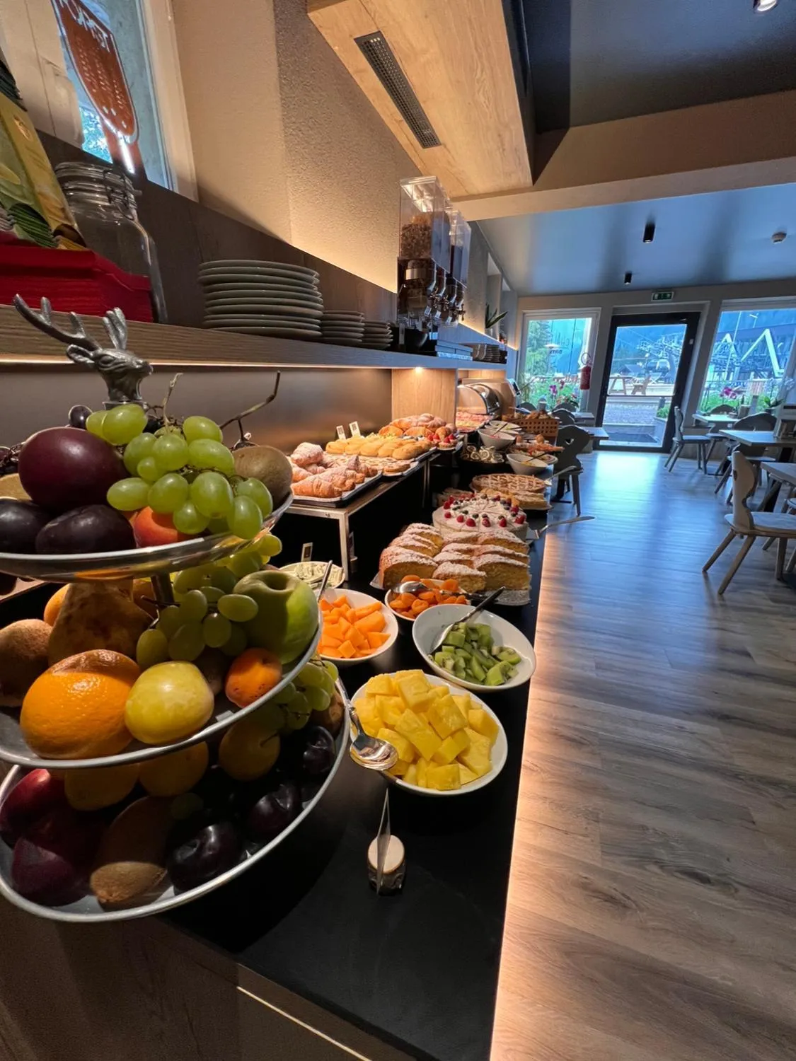 Breakfast in Chalet Queen