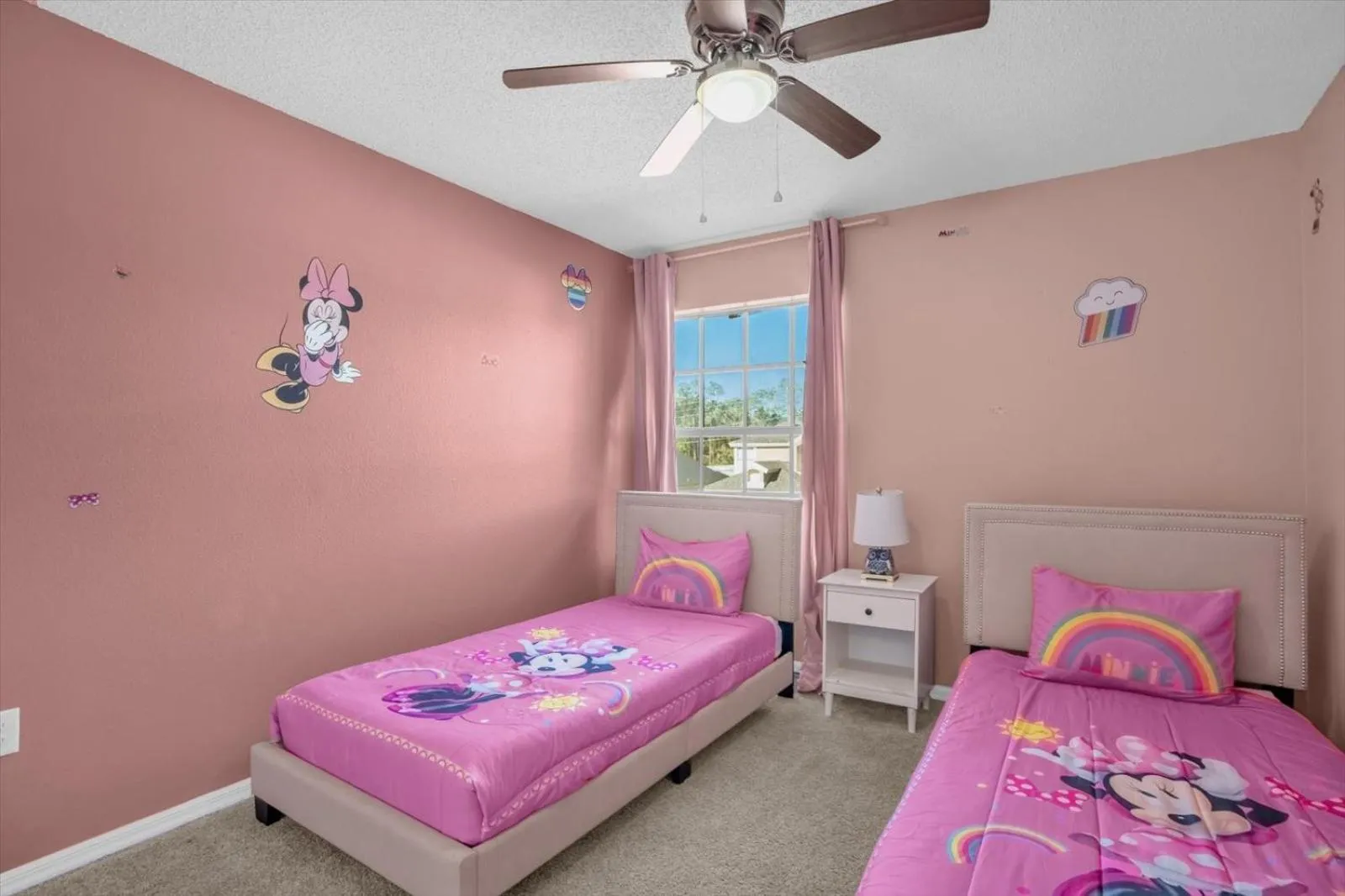 Bedroom, Bed in Elegant Villa Pool Fun Game Room Near Disney