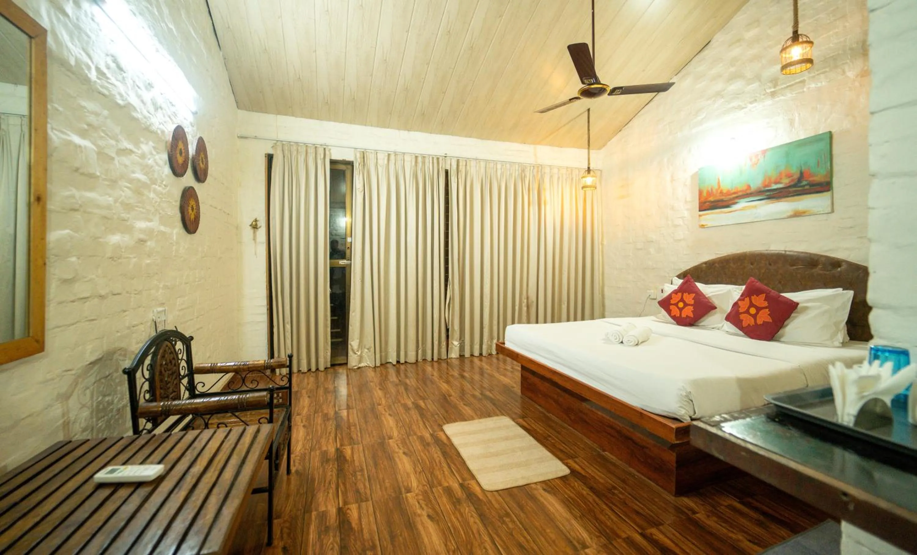 Bedroom, Bed in Saveda Farm & Cottages