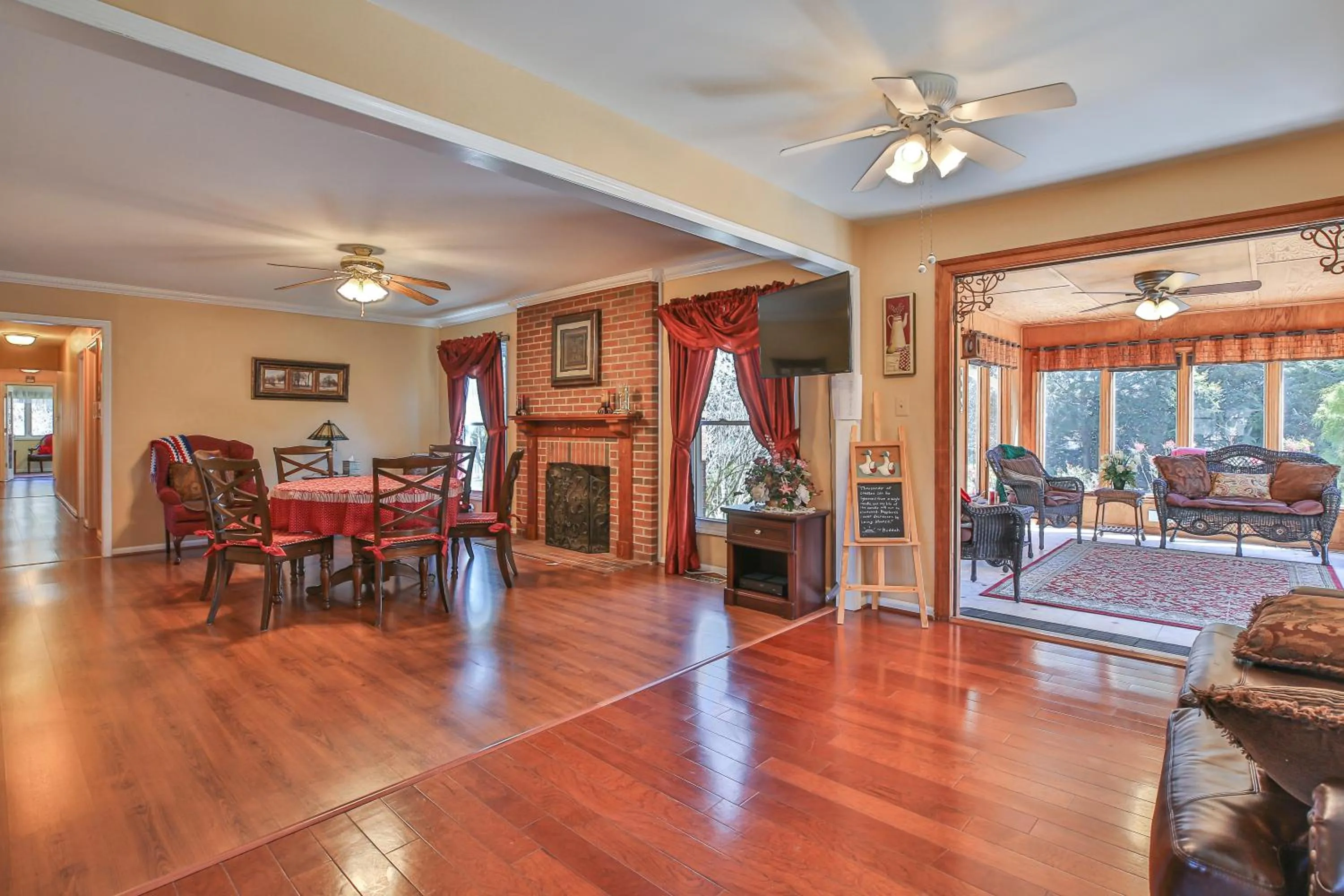 Communal lounge/ TV room in Purcellville Home