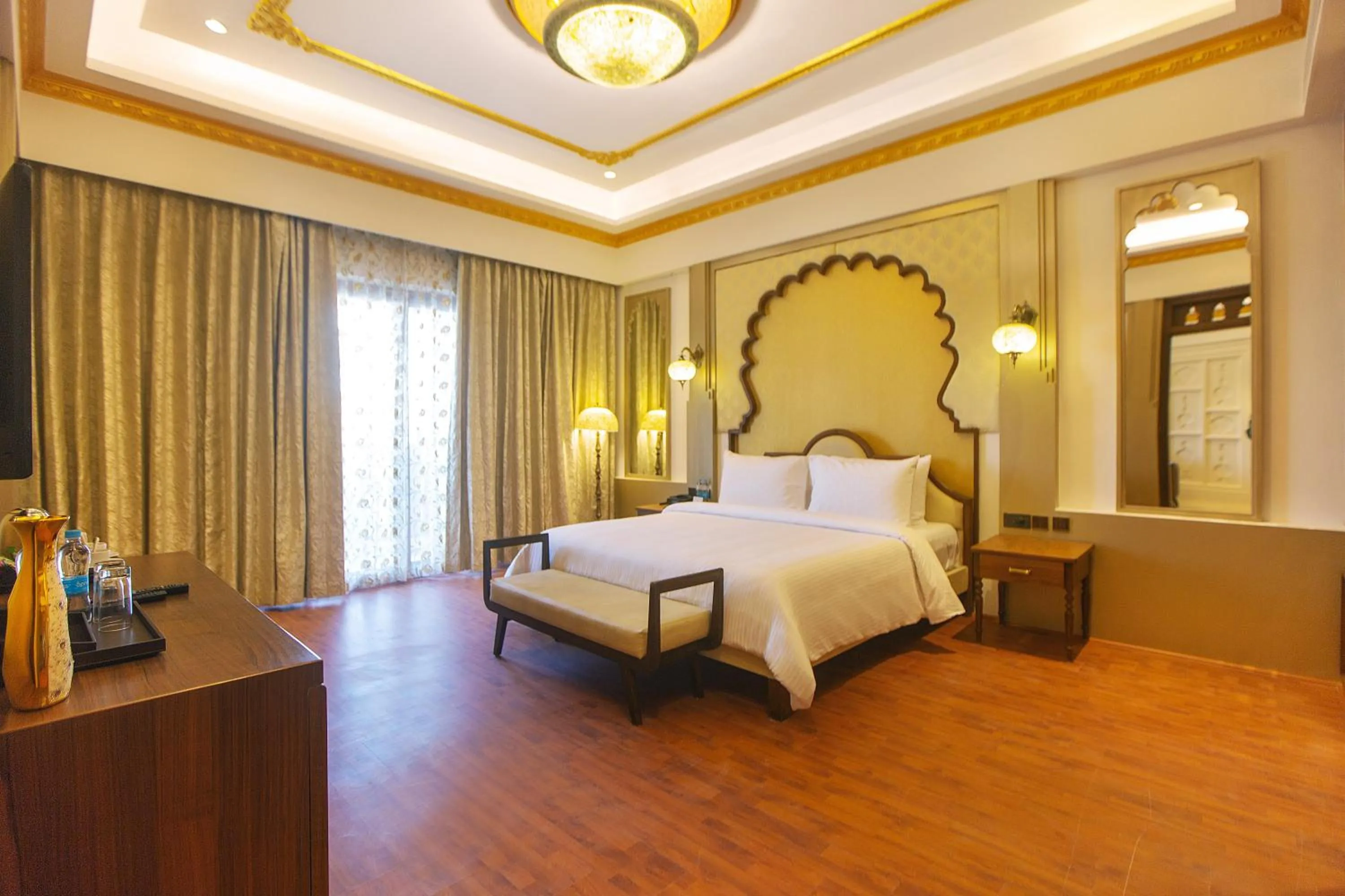 Photo of the whole room, Bed in Kaldan Samudhra Palace