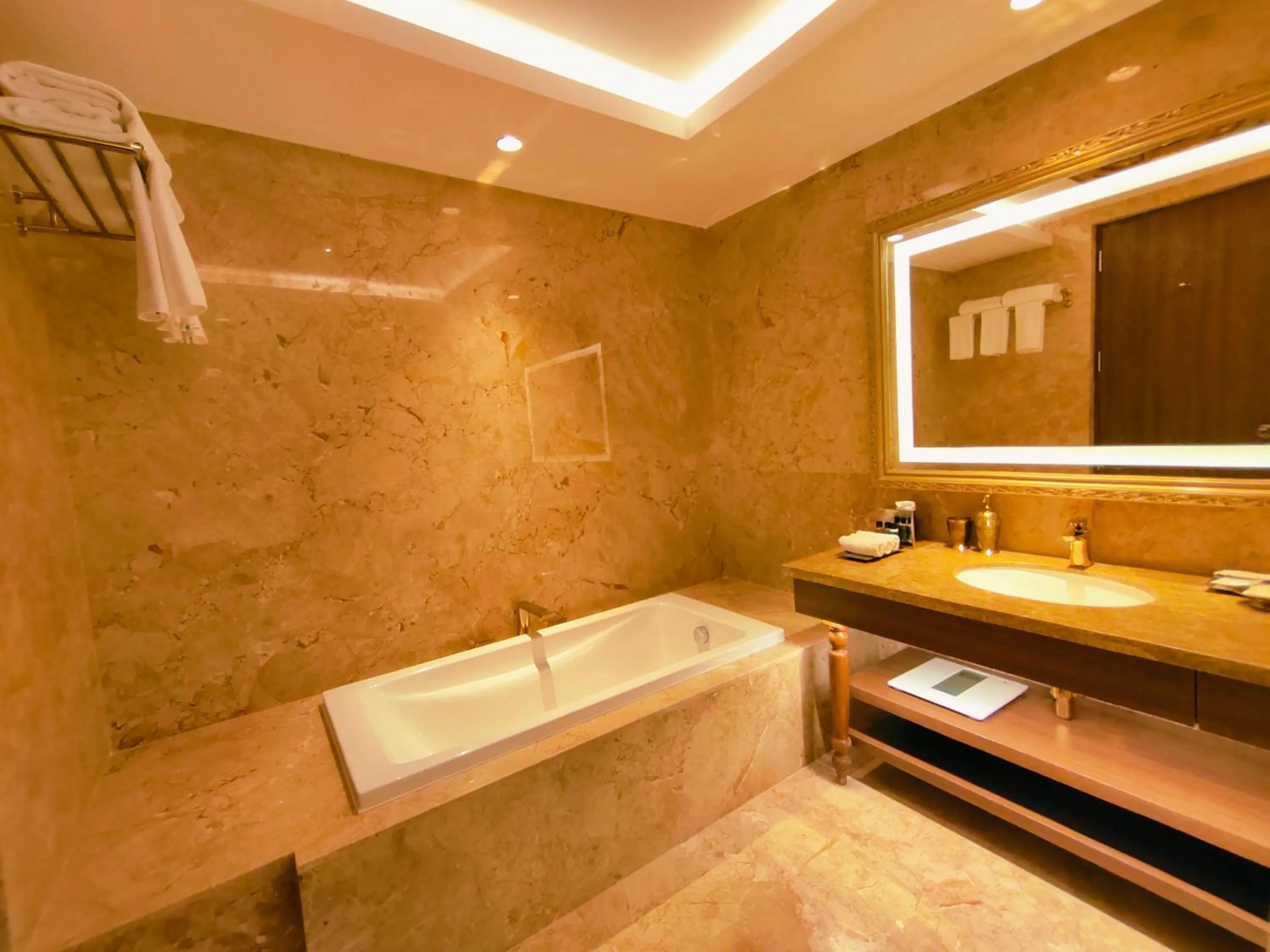 Bathroom in Kaldan Samudhra Palace