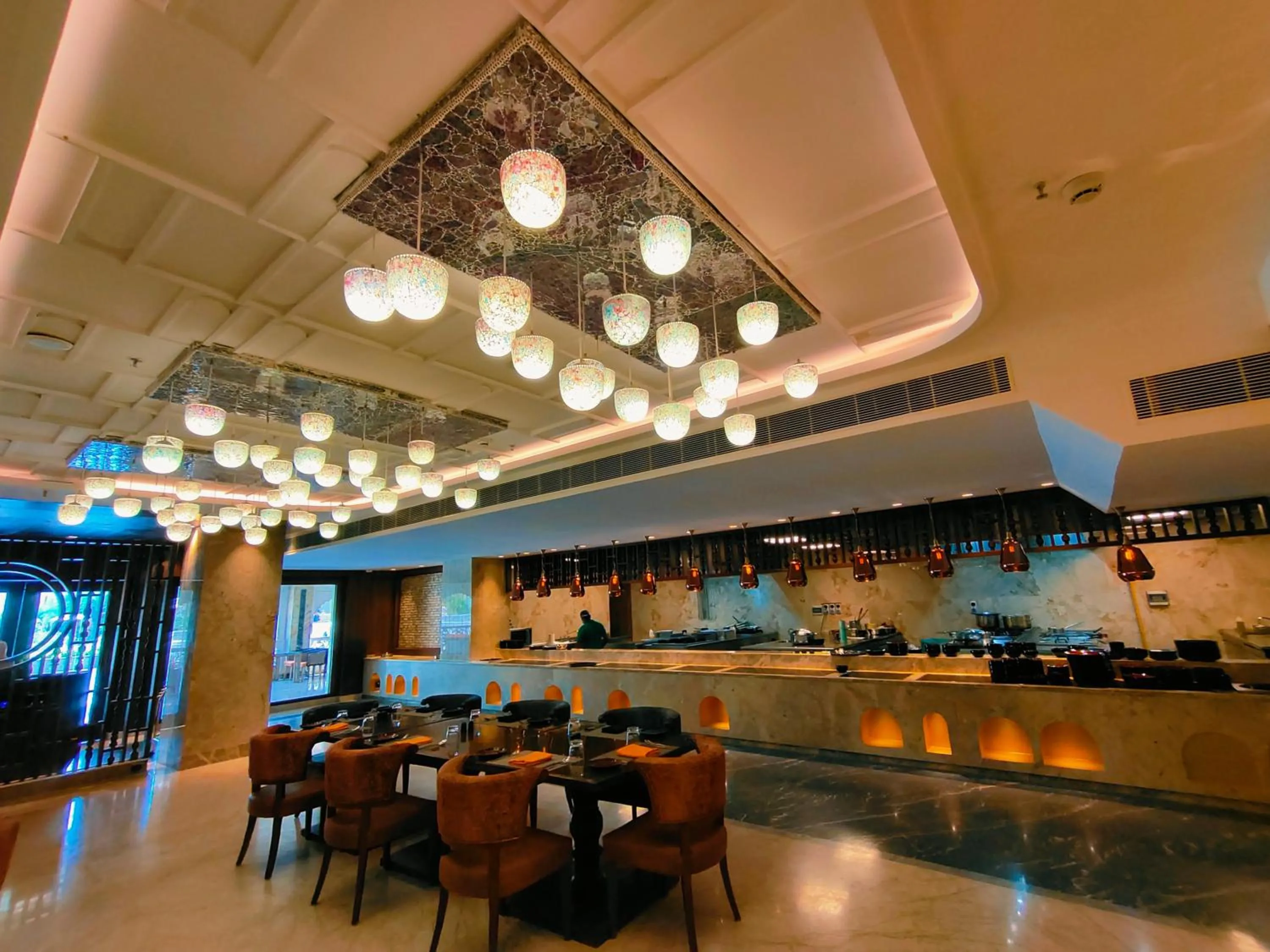 Restaurant/places to eat in Kaldan Samudhra Palace