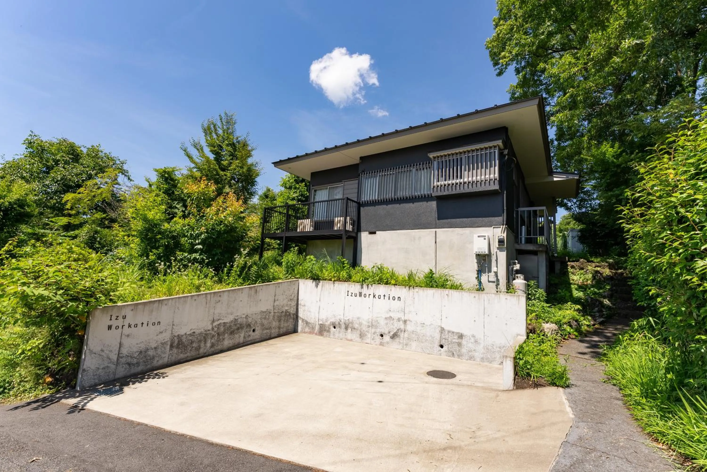 Property building in 伊豆ワーケーション Izu Workation