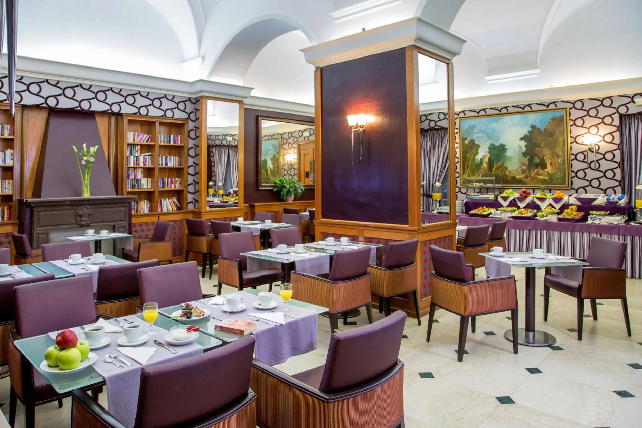 Restaurant/places to eat in Hotel Morgana