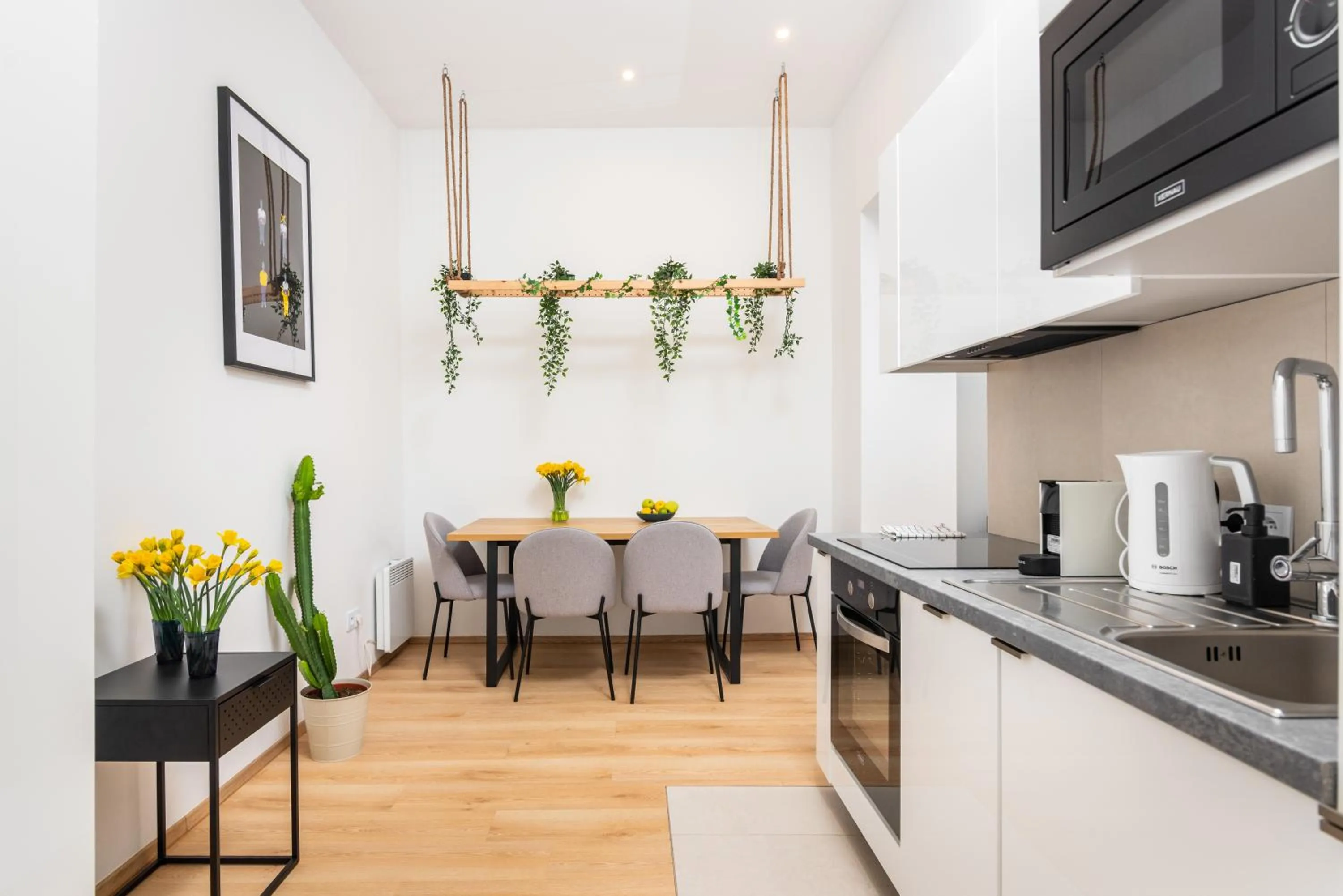Coffee/tea facilities in Modern Centrally Located Apartments - by Upstairs