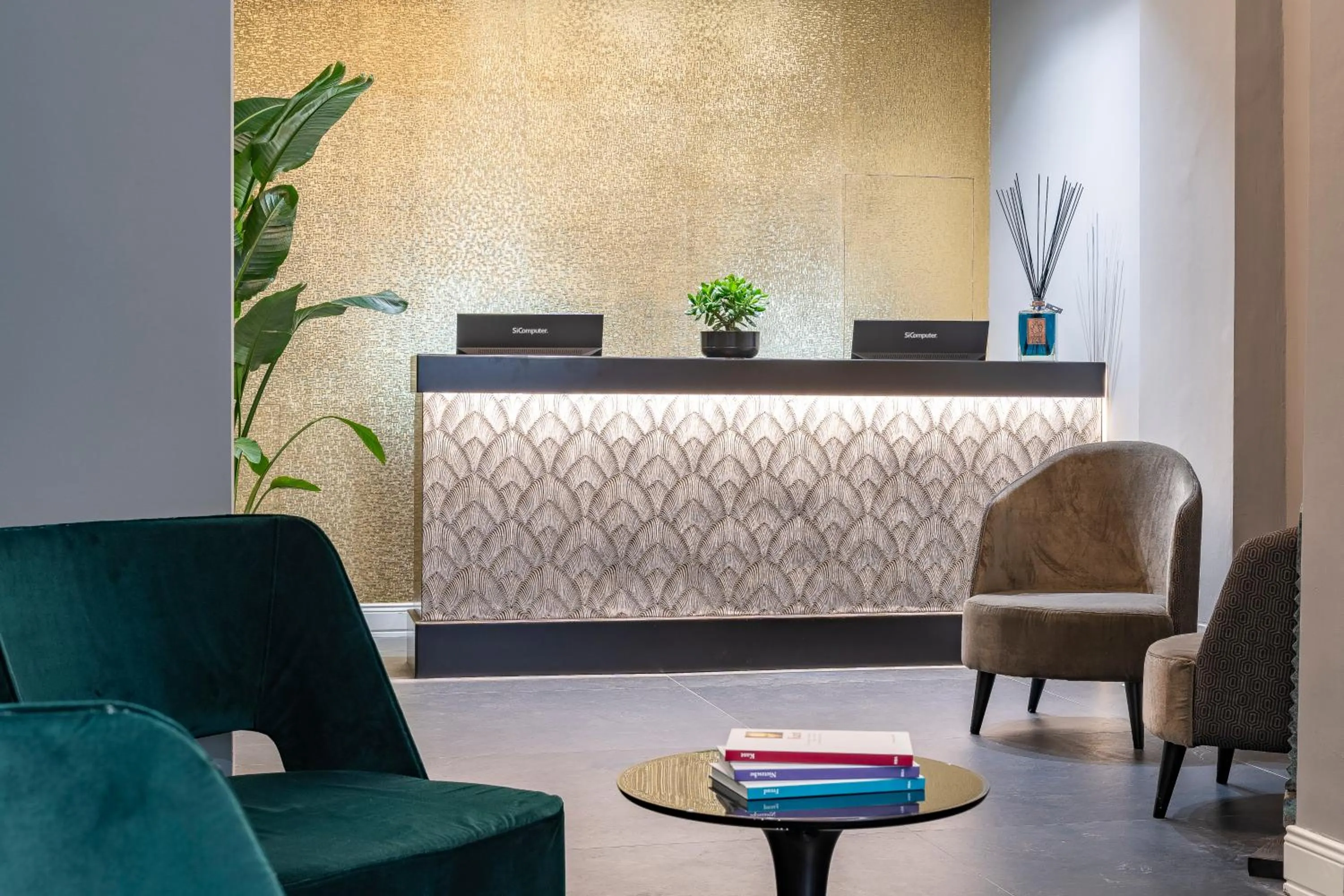 Lobby or reception in Flom Boutique Hotel