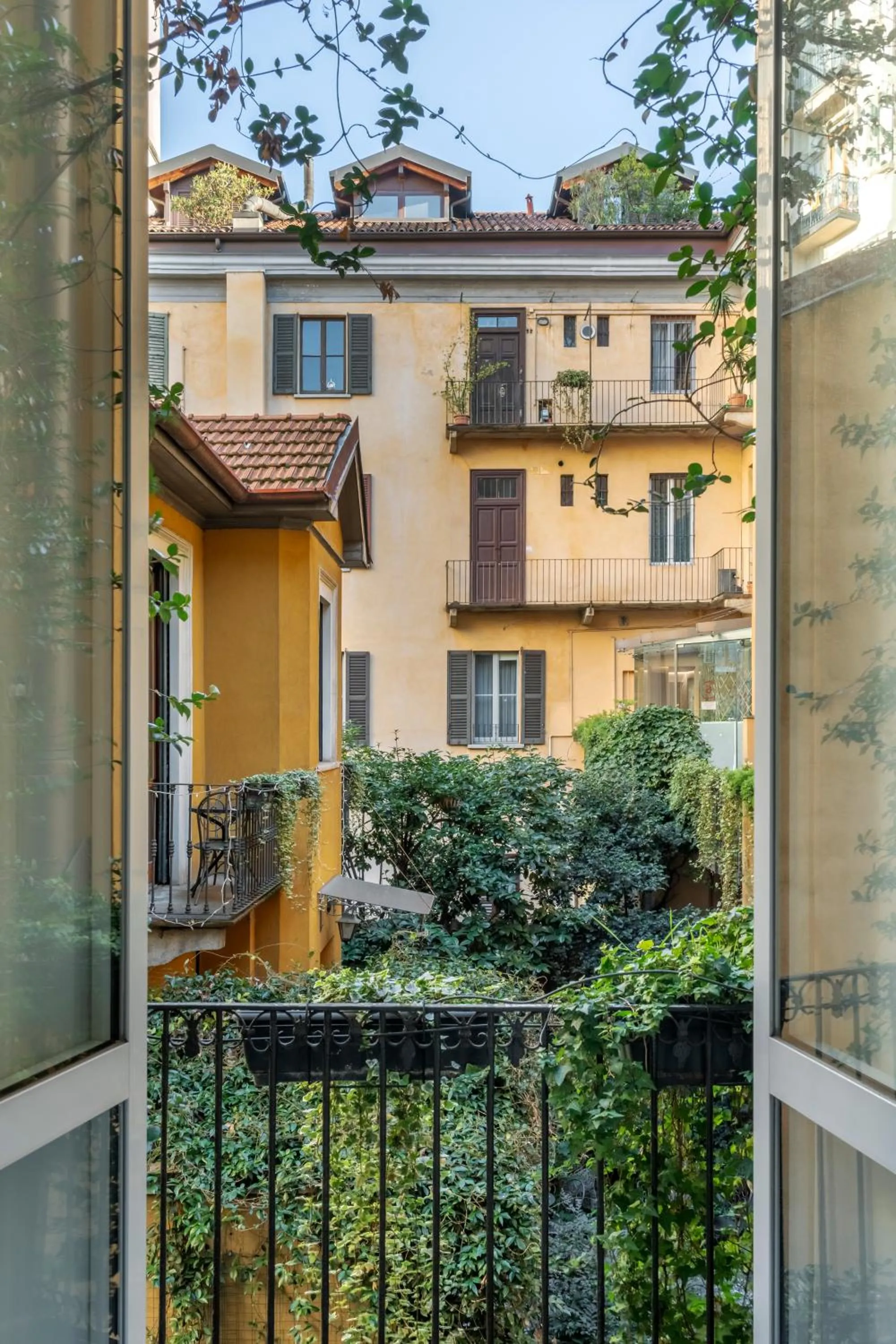 Garden view in Hotel Sanpi Milano