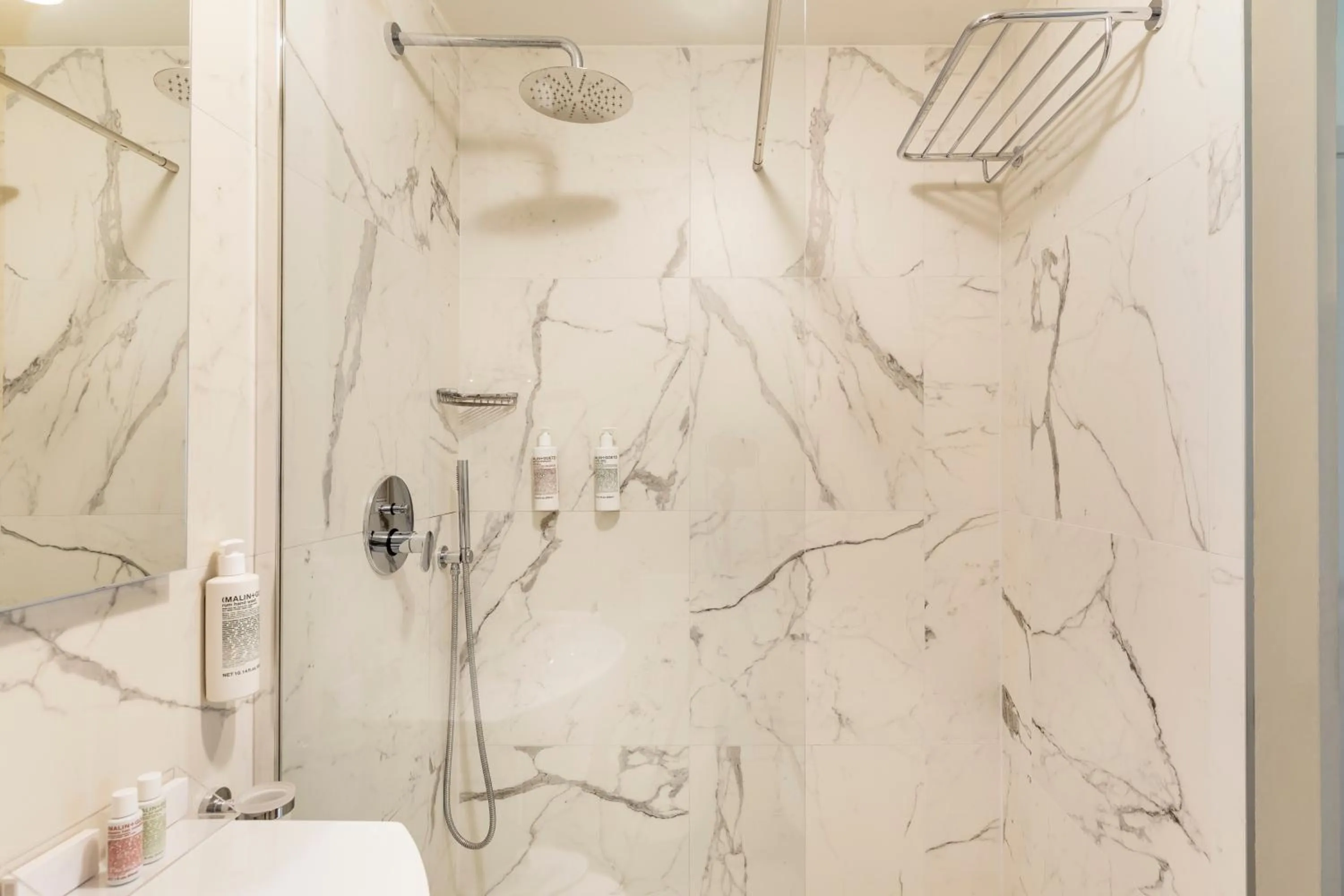 Bathroom in Hotel Sanpi Milano