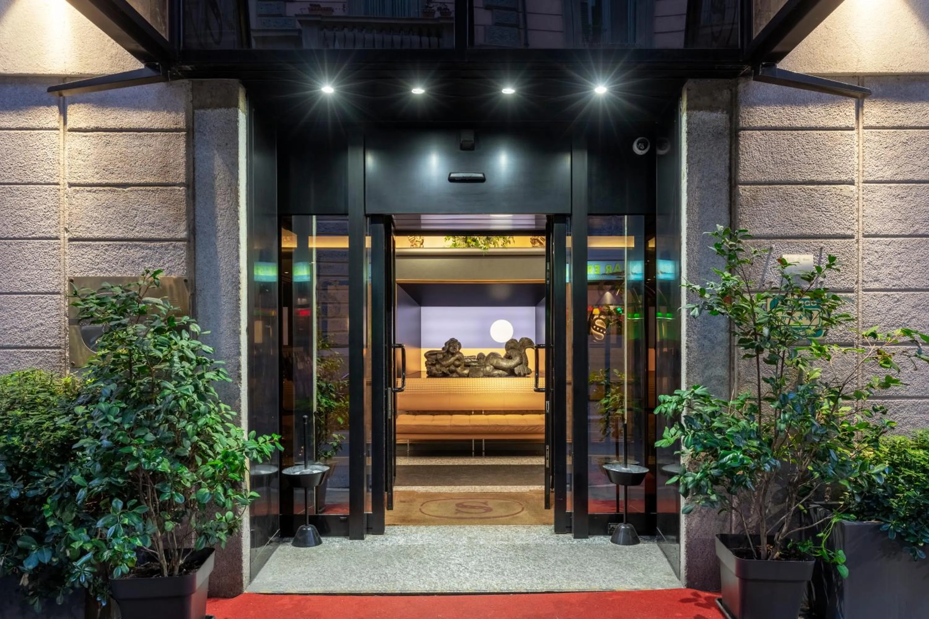 Property building in Hotel Sanpi Milano