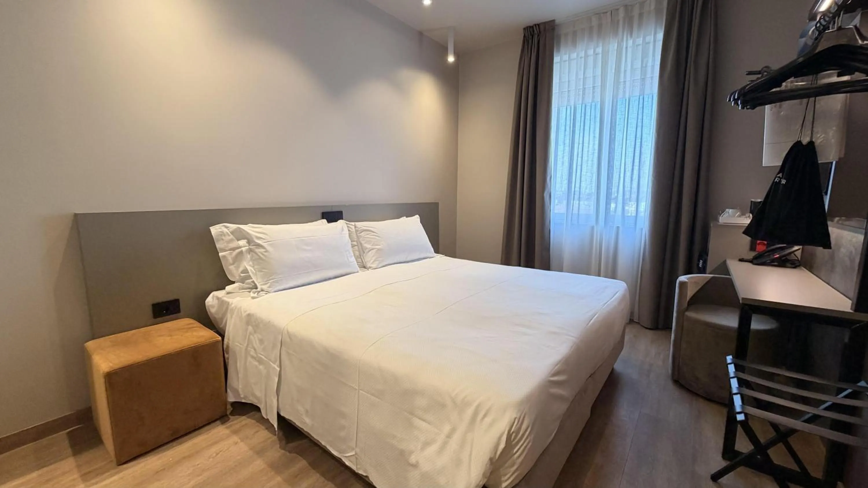 Bedroom, Bed in Hotel Astoria Sure Hotel Collection By Best Western