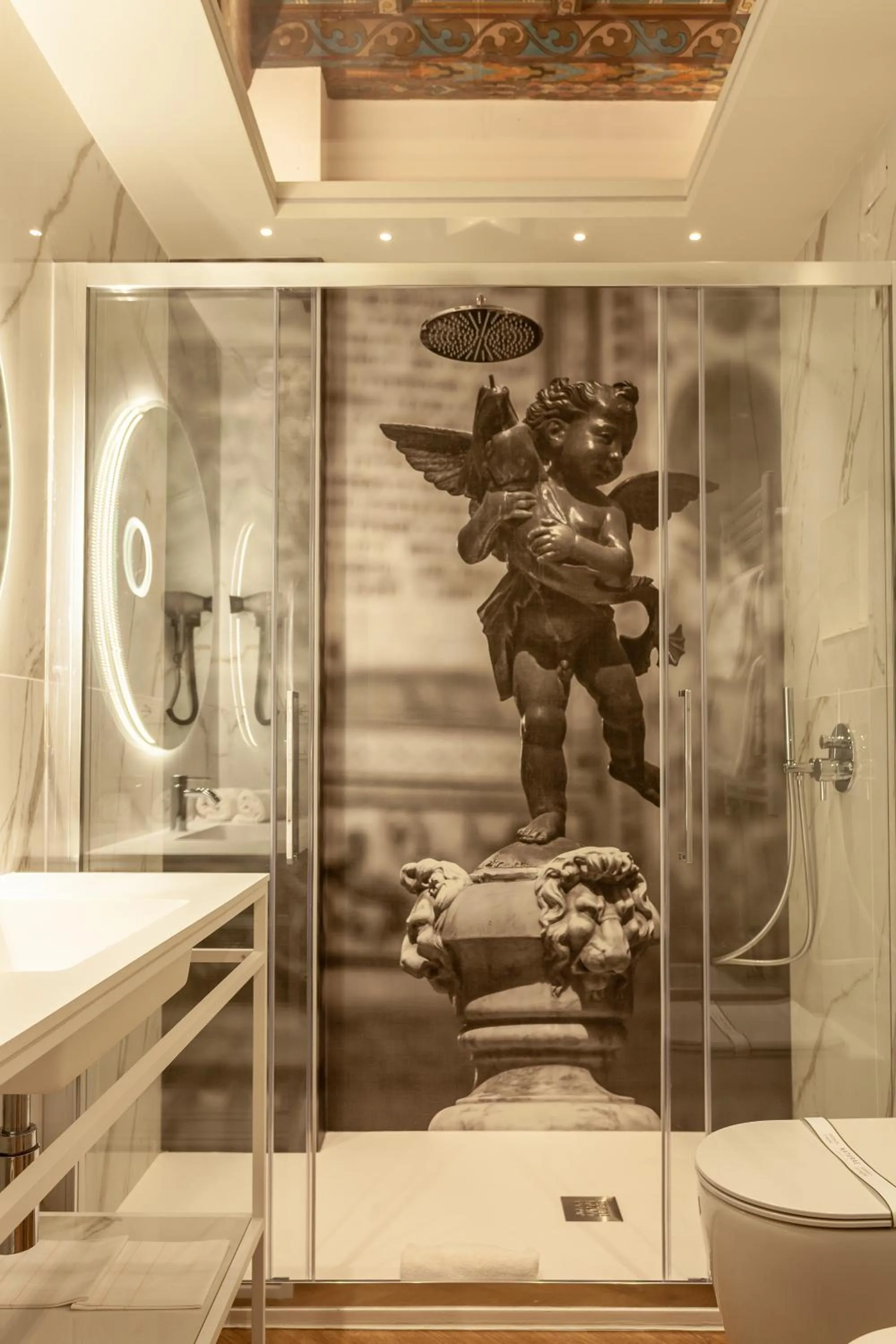 Shower in Hotel La Fortezza