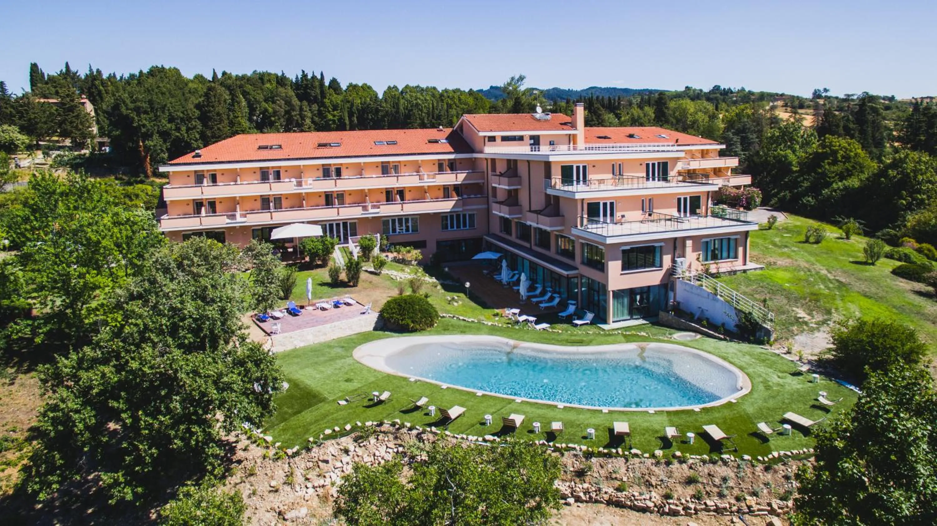 Facade/entrance, Bird's-eye View in Demidoff Country Resort