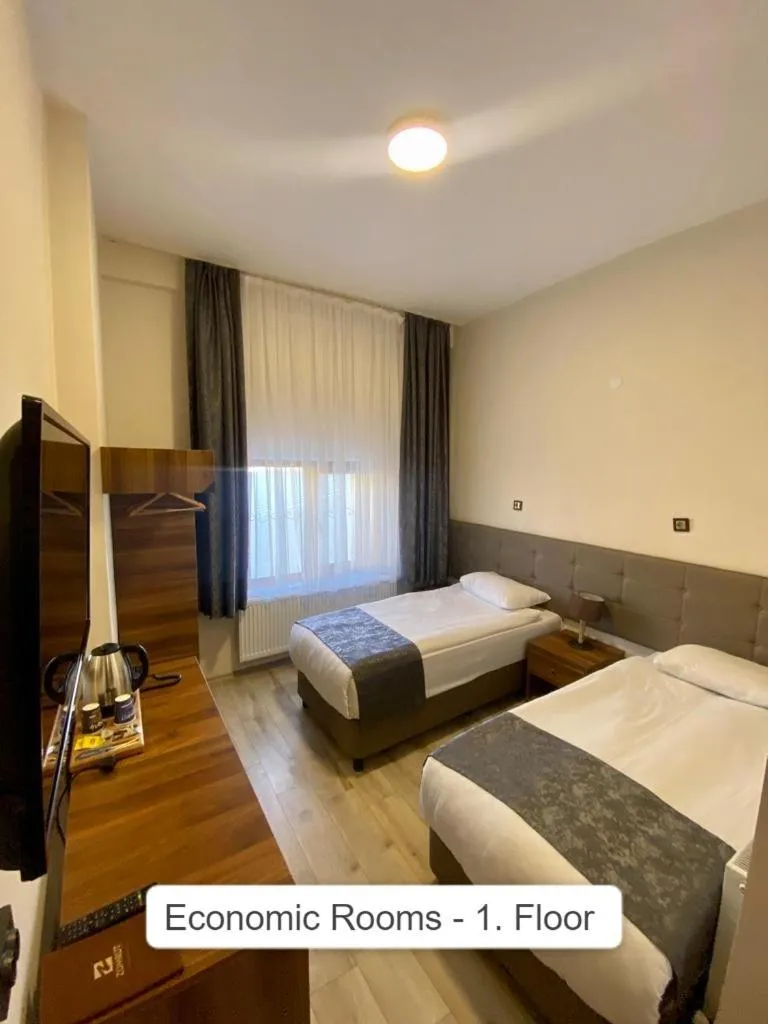 Economy Double Room - single occupancy in Zümrüt Palas Otel