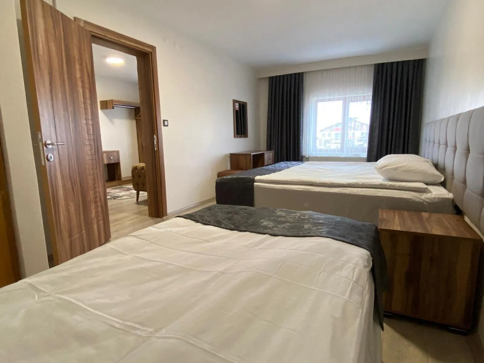 Bed in Zümrüt Palas Otel