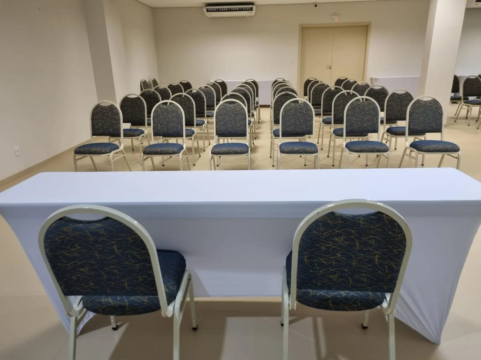 Meeting/conference room in Hotel Plaza Garden