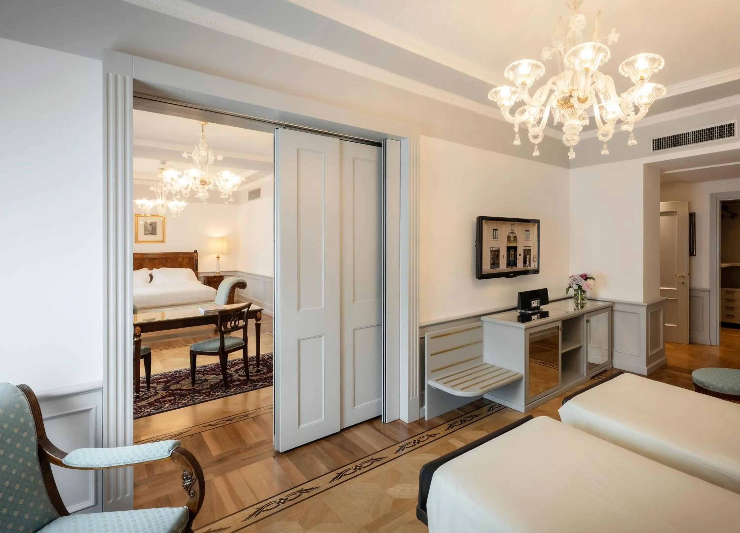 Photo of the whole room, Bed in Due Torri Hotel