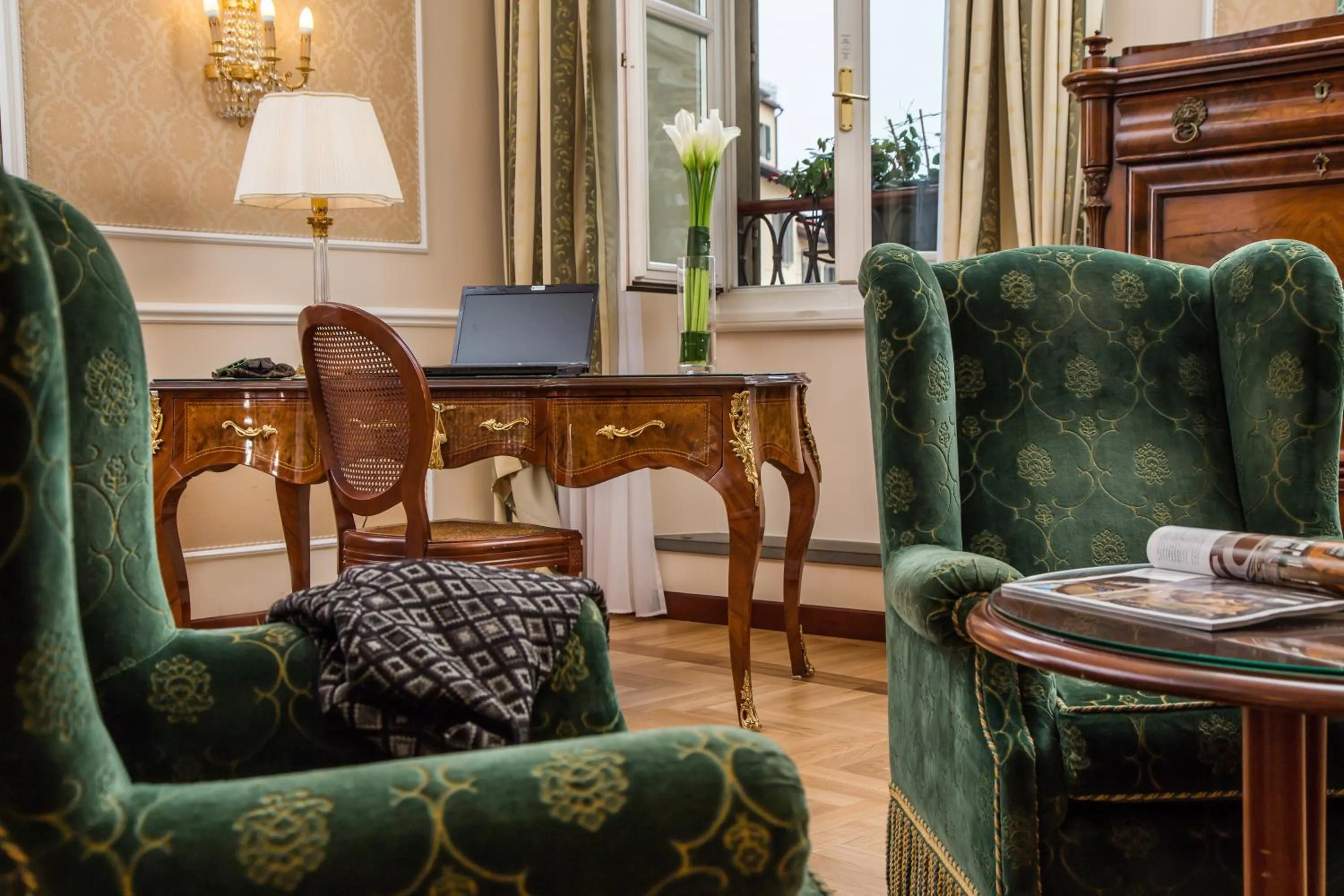 Decorative detail in Hotel Bernini Palace