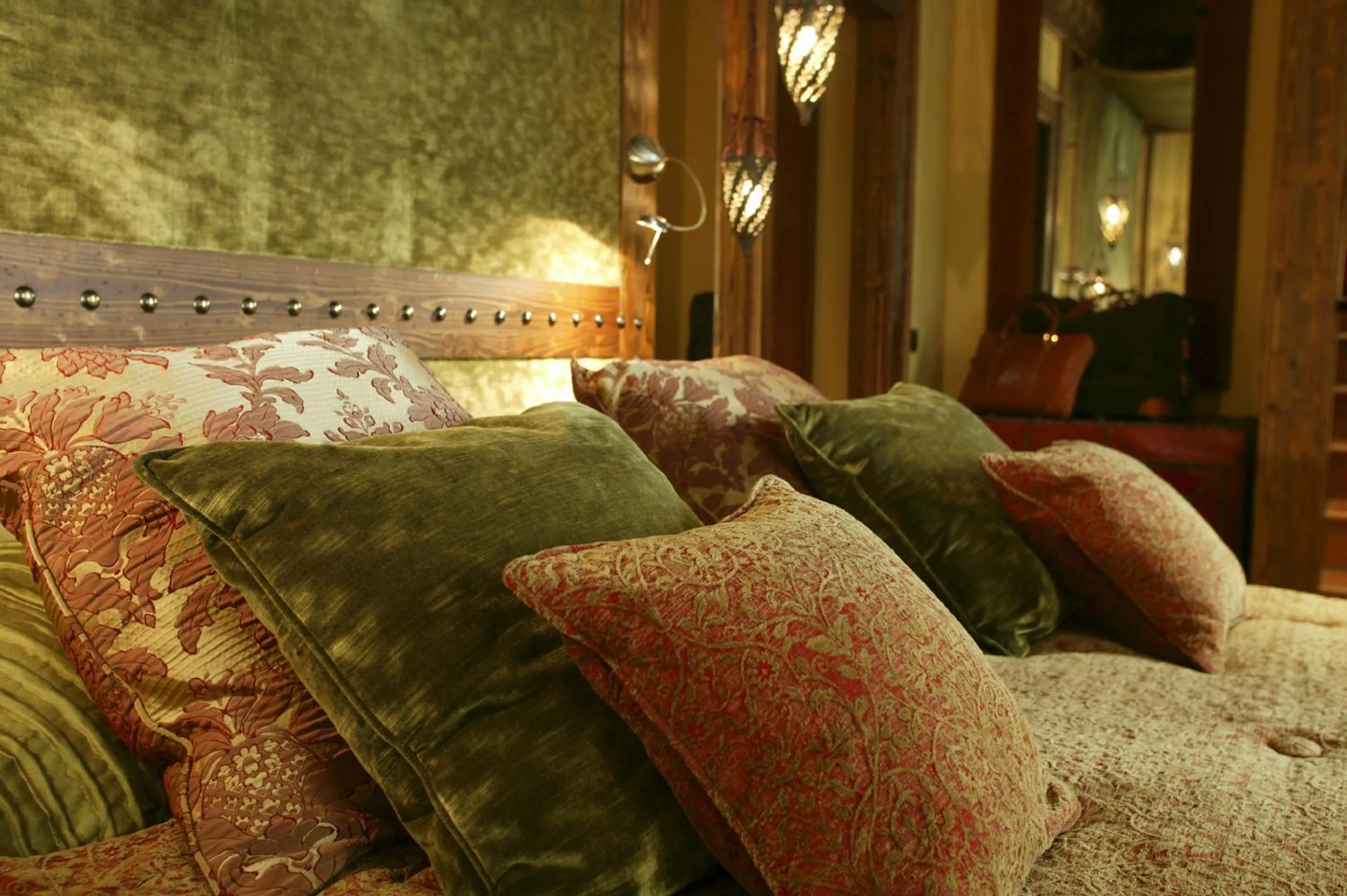 Decorative detail, Bed in Hotel Bernini Palace