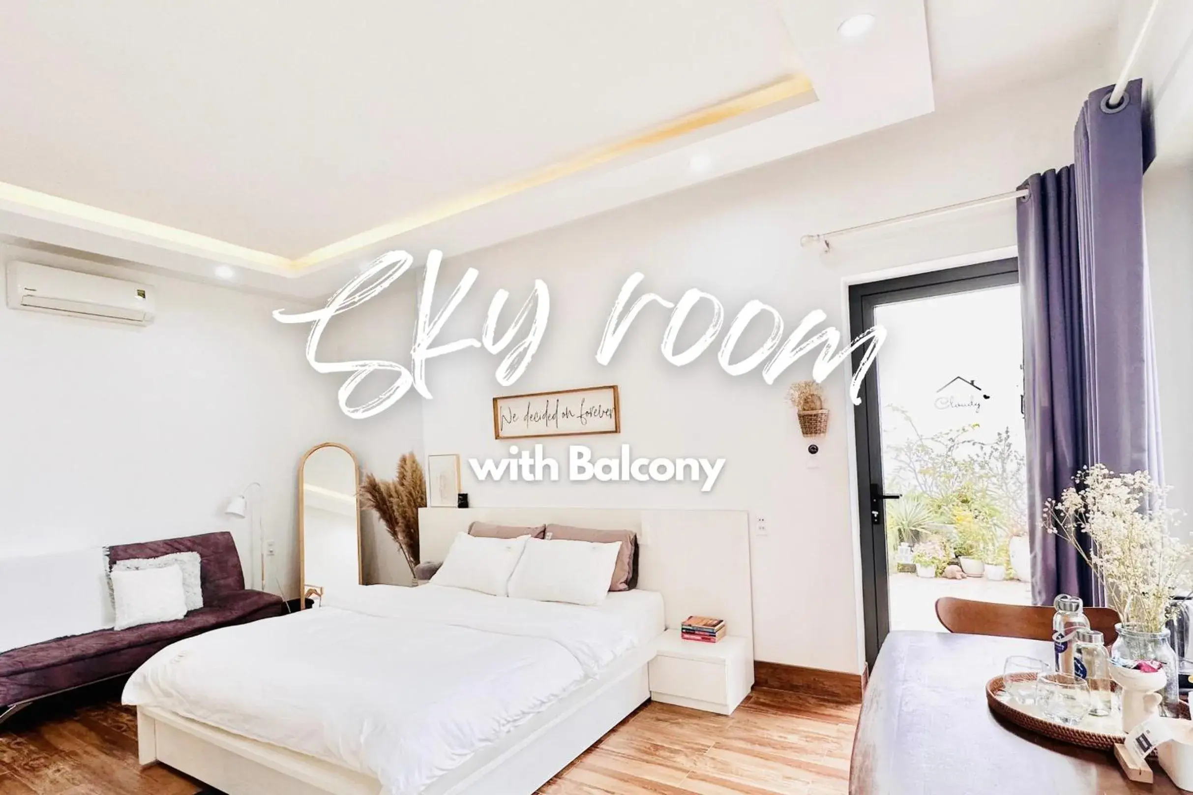 Deluxe Double Room with Balcony in Cloudy Homestay Hoi An Deluxe Double Room with Balcony in Cloudy Homestay Hoi An